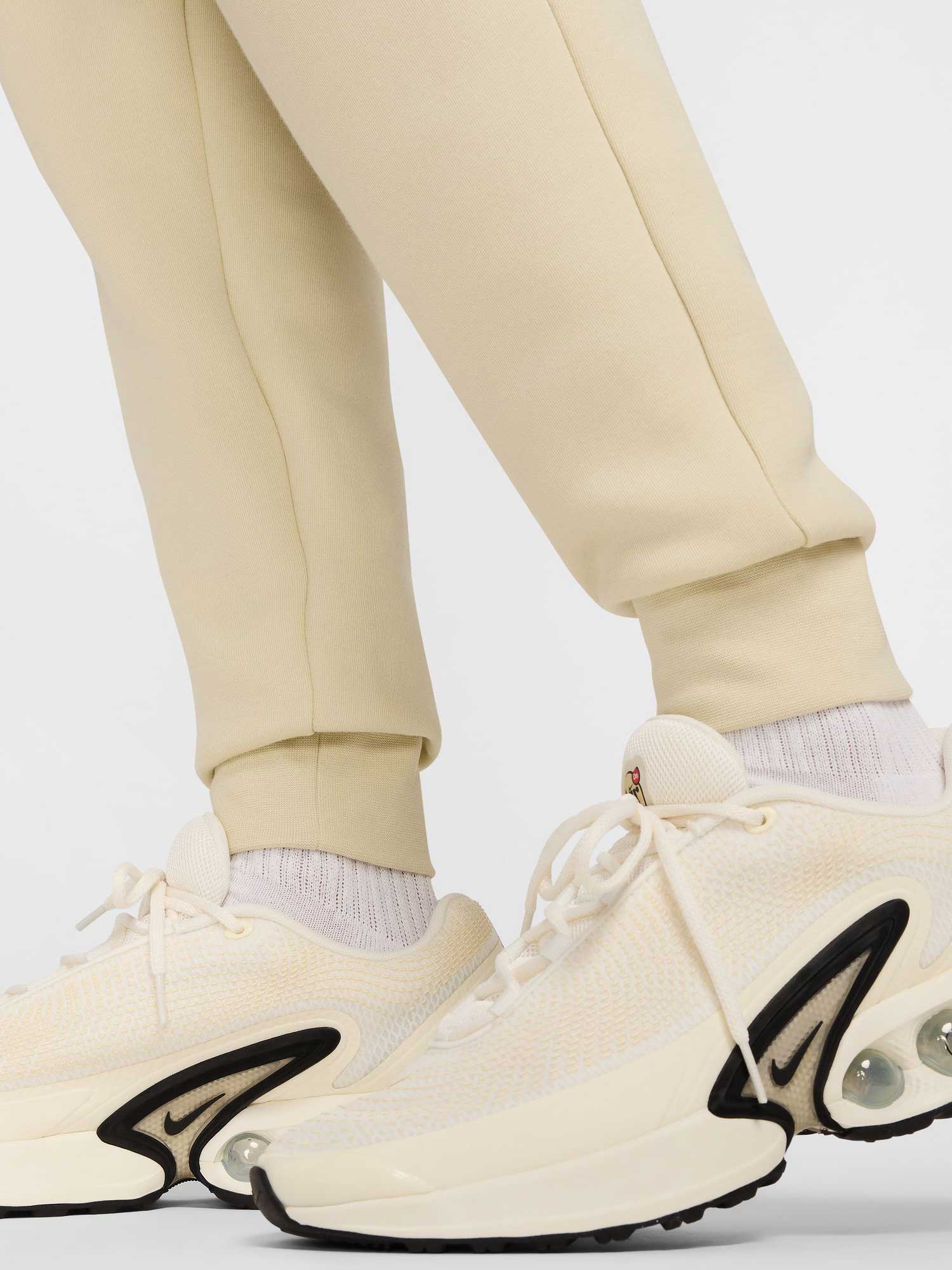 NIKE Спортно долнище M NK TCH FLC JGGR