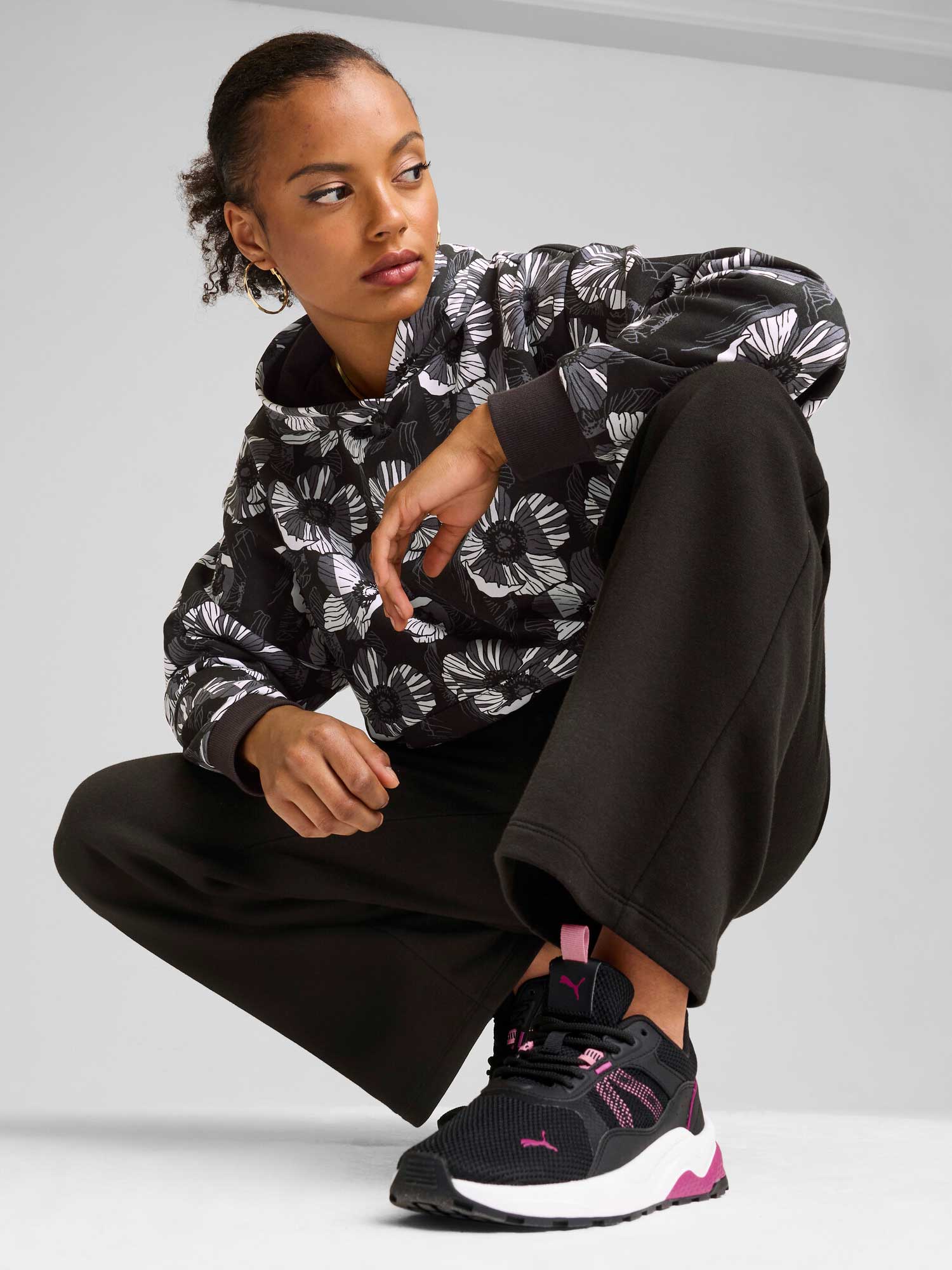 PUMA Суитшърт ESS+ Class Act AOP Hoodie TR