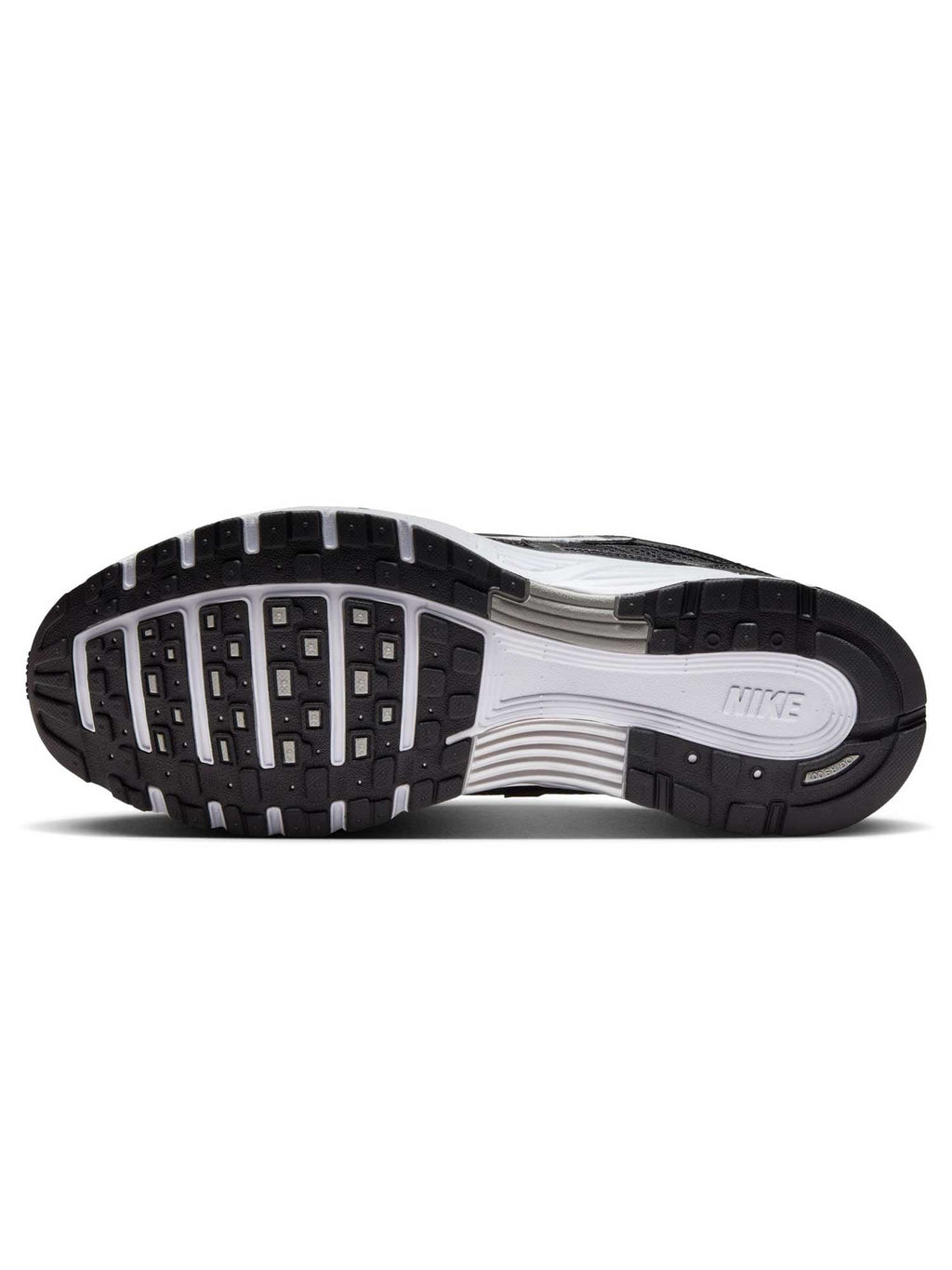 NIKE Обувки P-6000