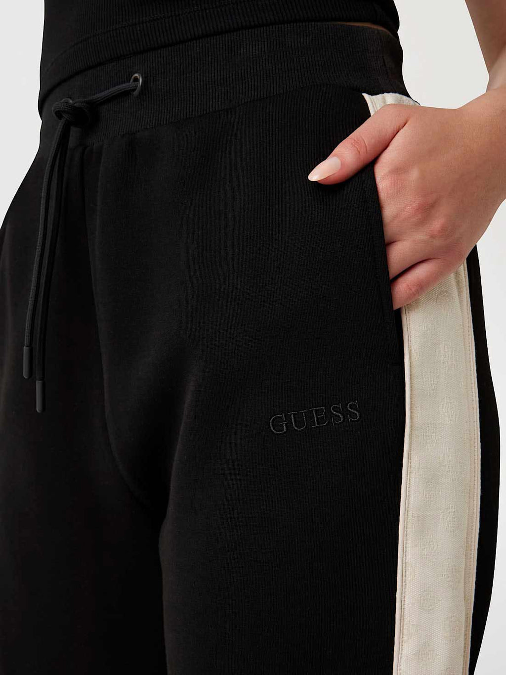 GUESS Спортно долнище MARYELLA JOGGER