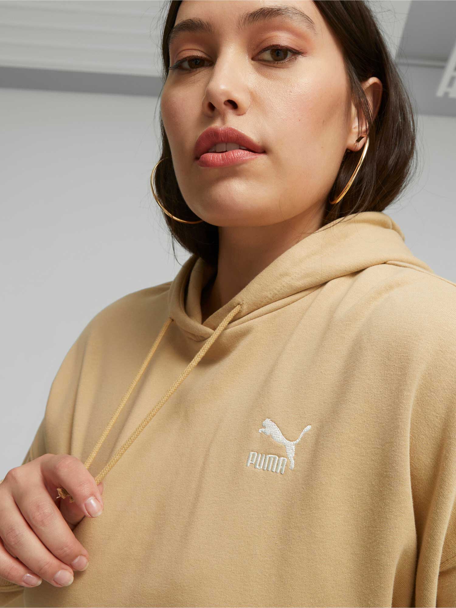 PUMA Суитшърт CLASSICS Cropped Hoodie TR