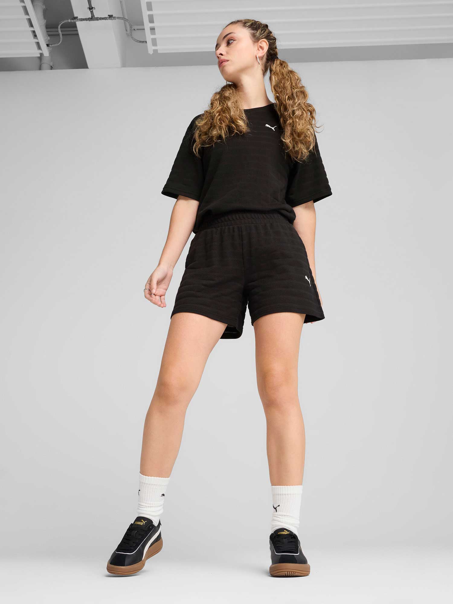 PUMA Къси панталони ESS ELEVATED