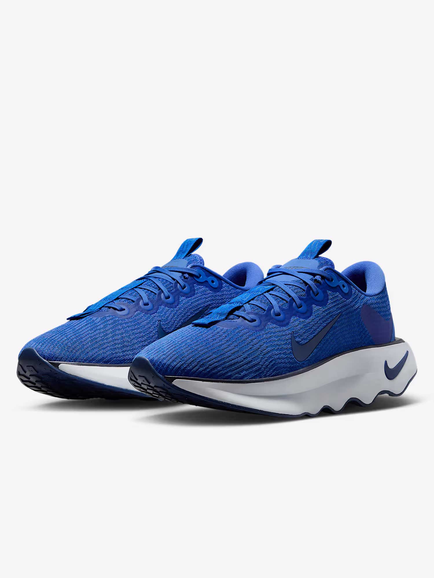 NIKE Обувки MOTIVA