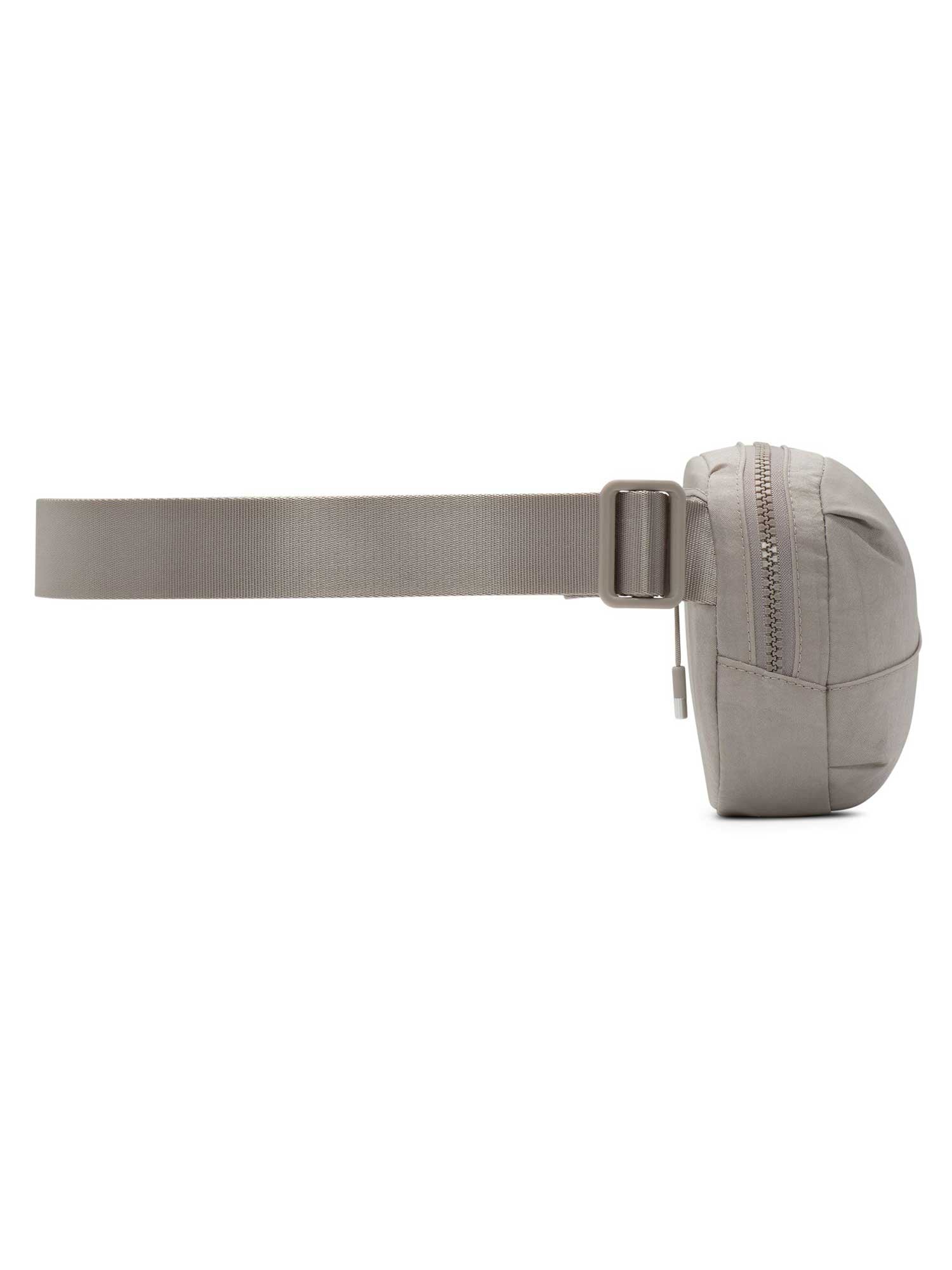 NIKE Чанта NK AURA WAISTPACK