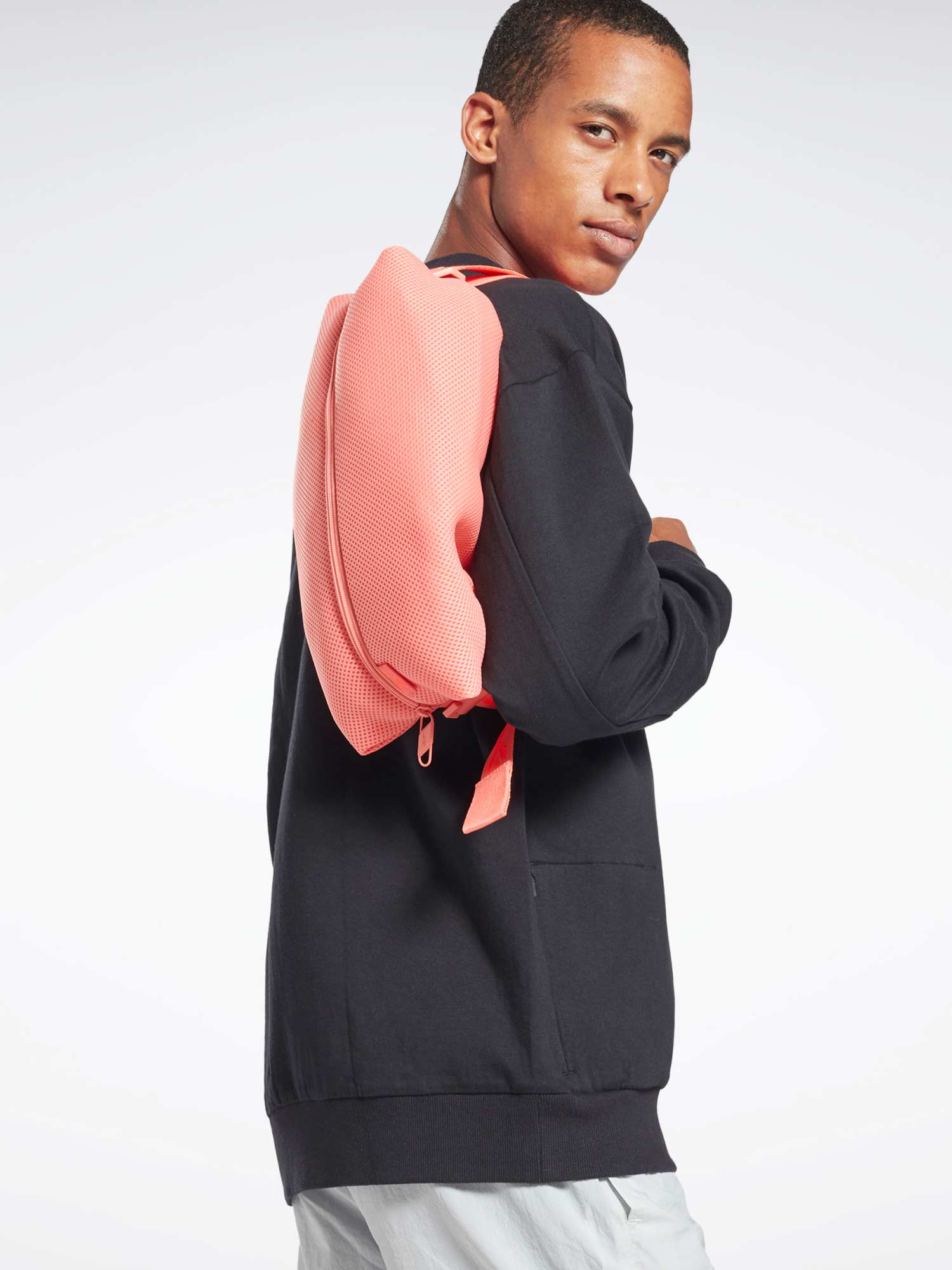 REEBOK Чанта MYT IMAGIRO