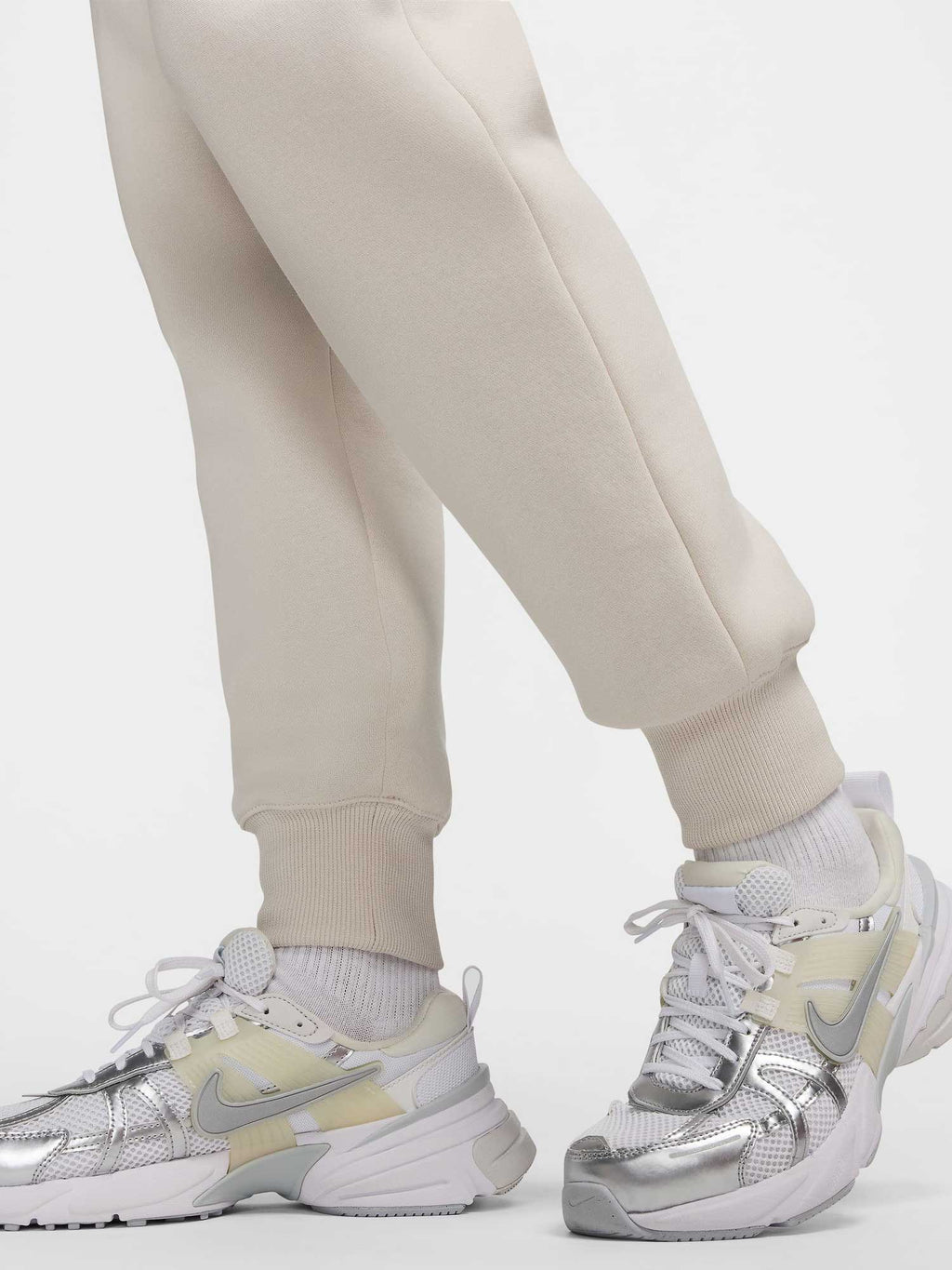NIKE Спортно долнище W NSW PHNX FLC MR STD LOGO PNT