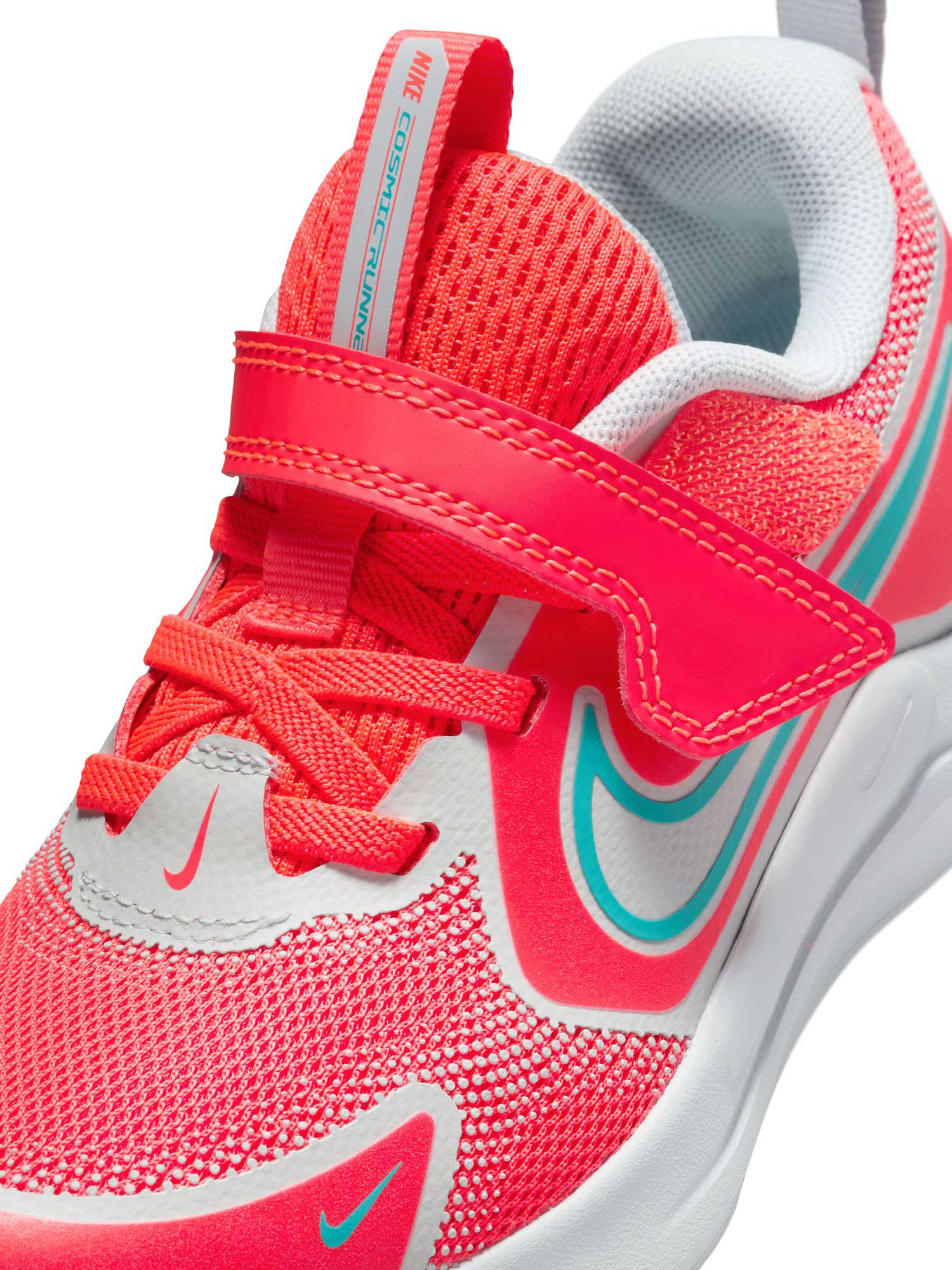 NIKE Обувки COSMIC RUNNER PSV