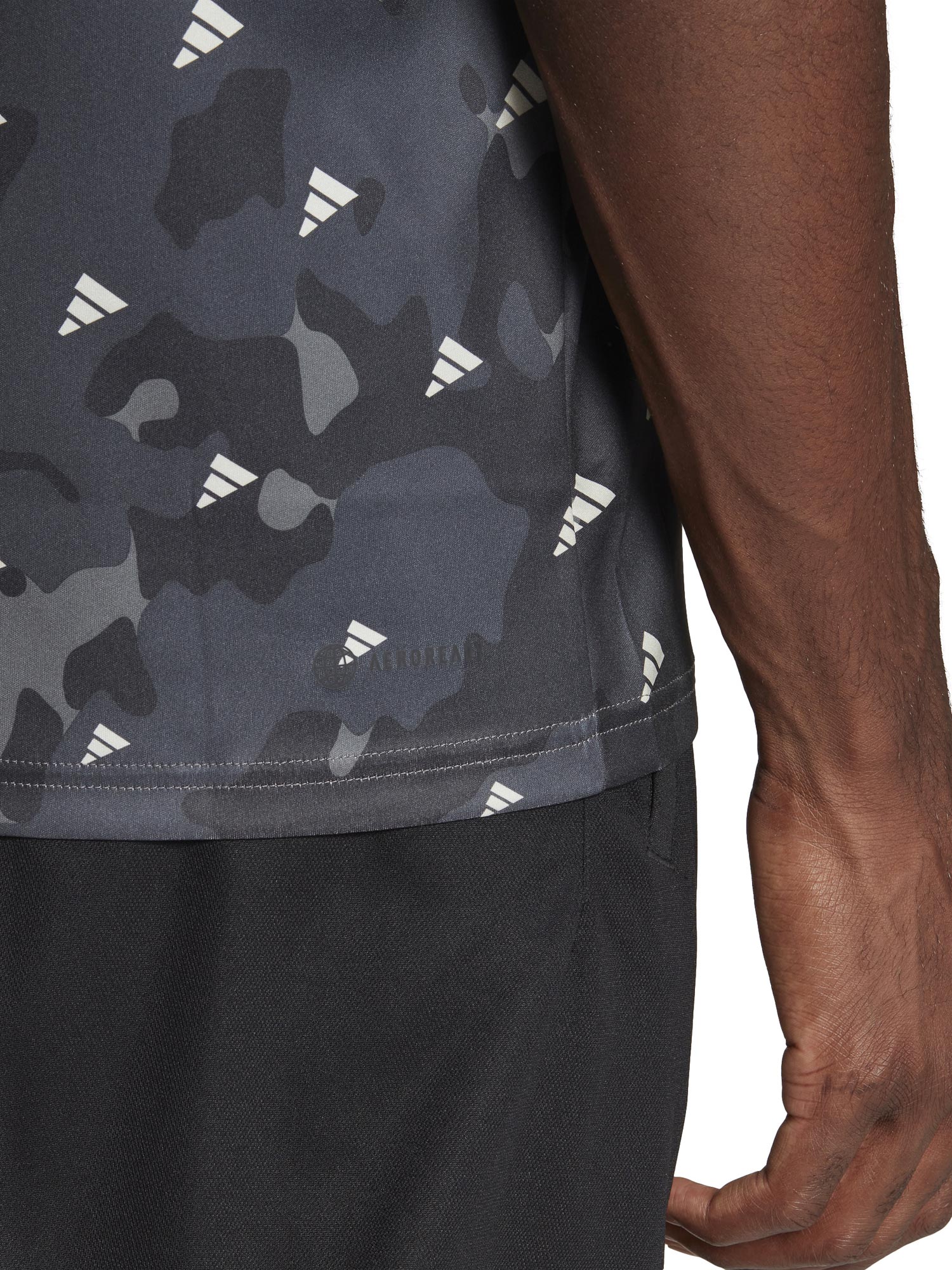 ADIDAS PERFORMANCE Тениска Train Essentials Seasonal Training