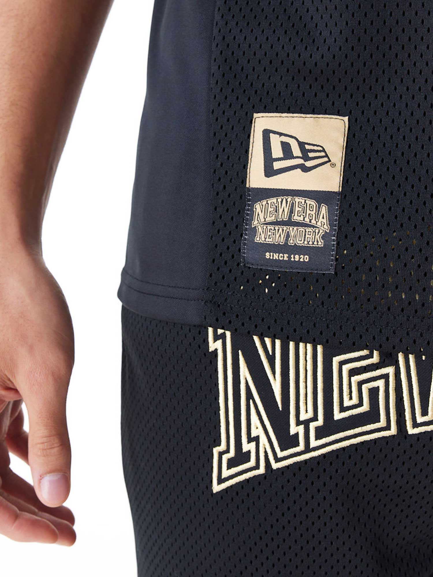 NEW ERA Потник NE MESH TANK