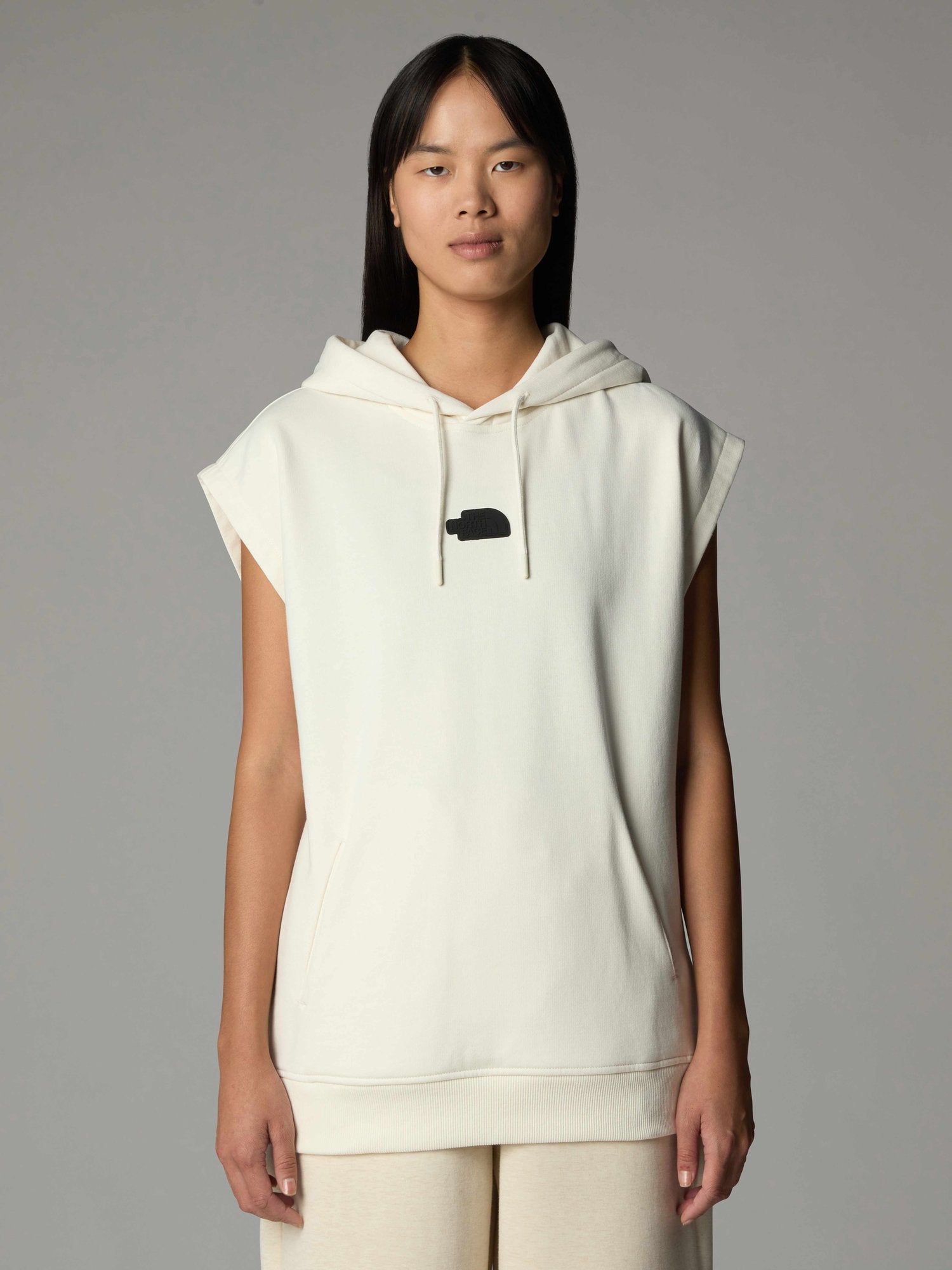 THE NORTH FACE Суитшърт W SS RELAXED HOODIE
