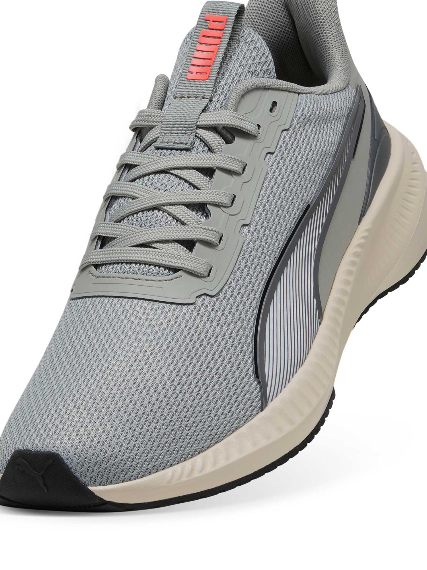 PUMA Обувки Flyer Lite 3