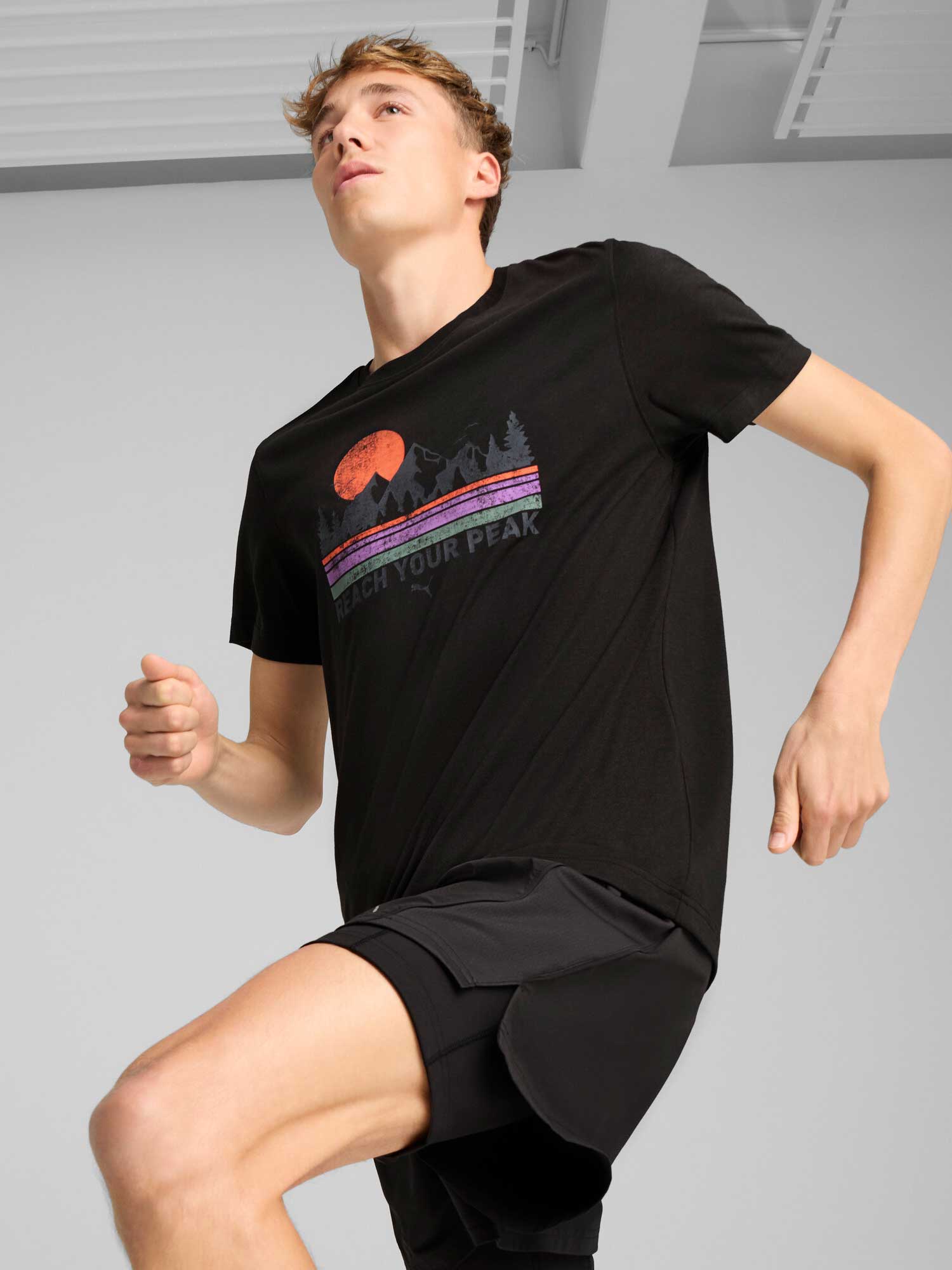 PUMA Тениска GRAPHICS OUTDOOR UNISEX TEE