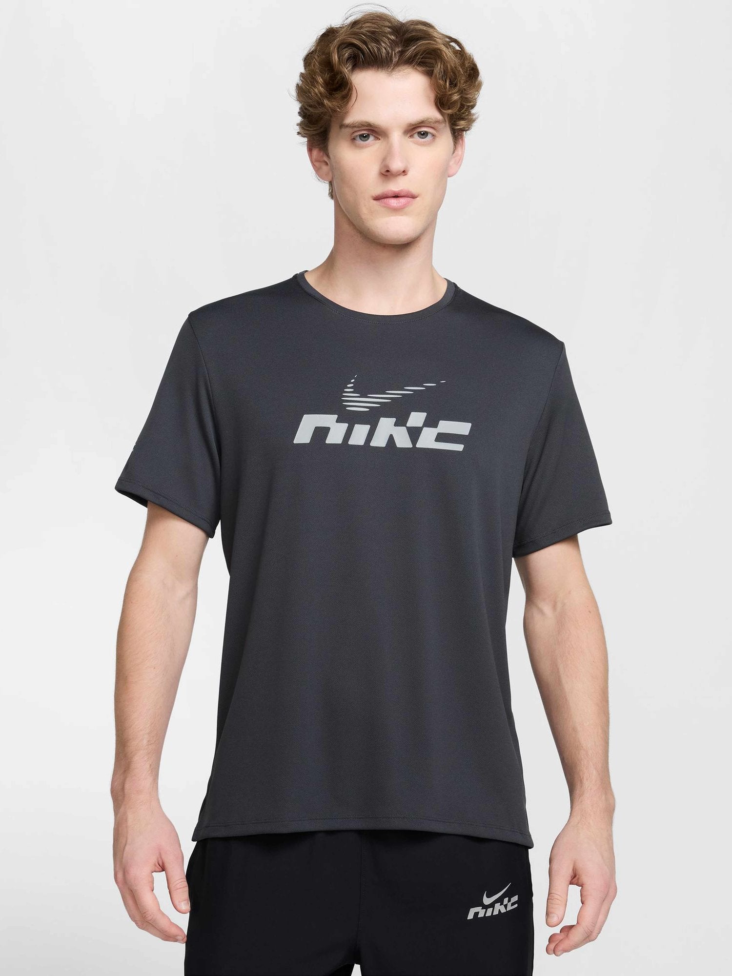NIKE Тениска M NK DF UV MILER FLASH SS