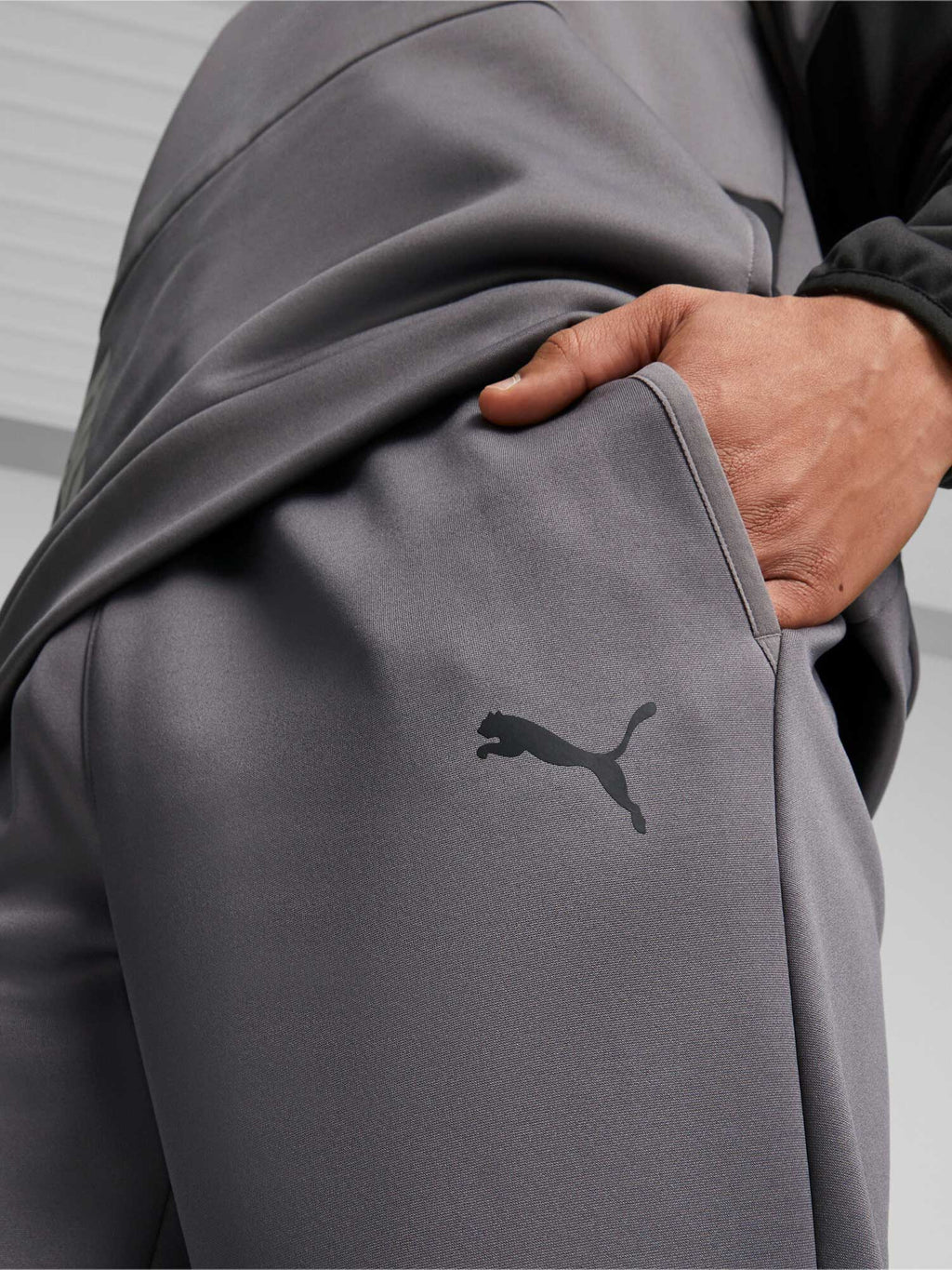 PUMA Спортно долнище TRAIN ALL DAY PWRFLEECE JOGGER
