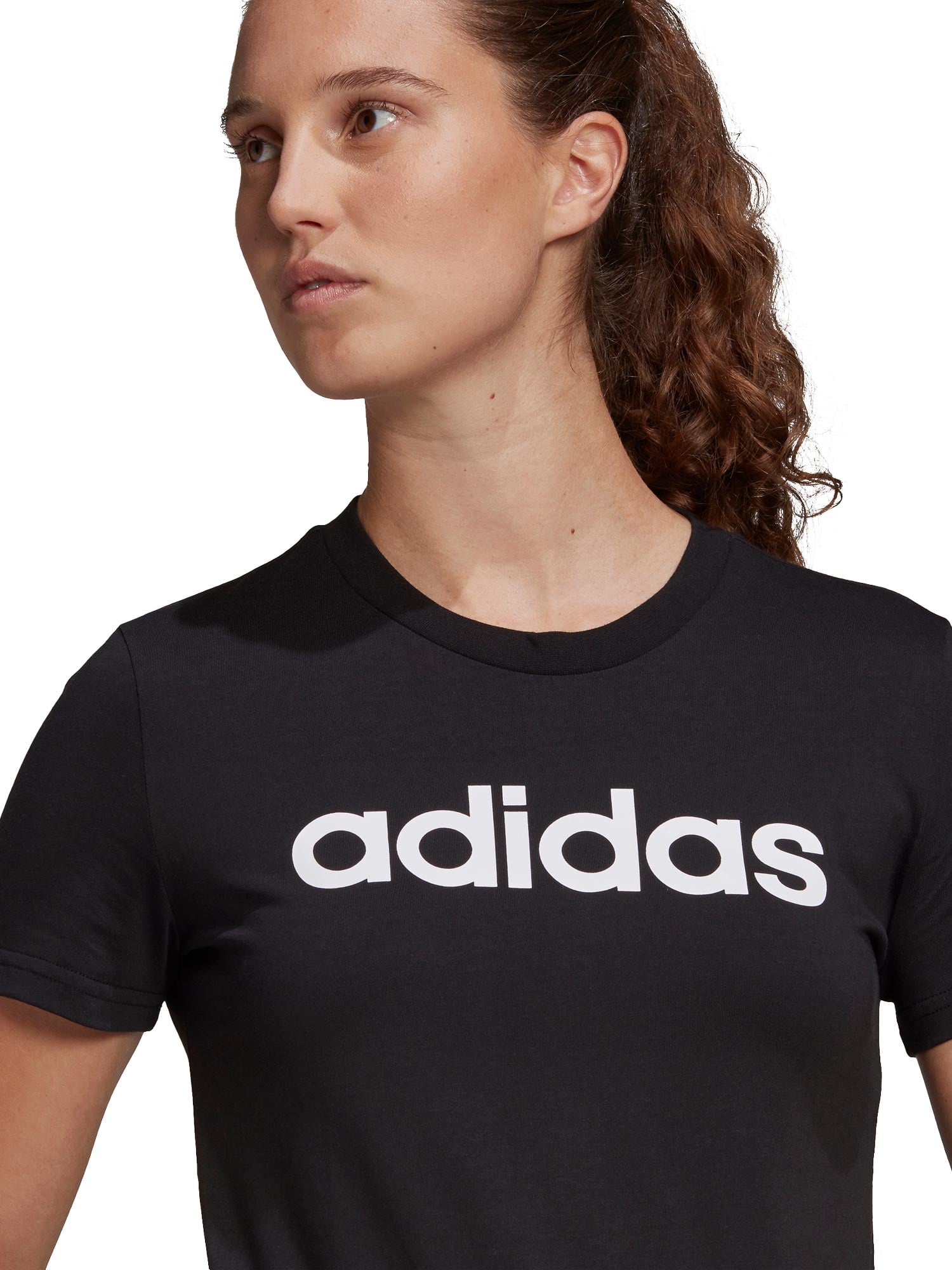 ADIDAS SPORTSWEAR Тениска LOUNGEWEAR Essentials Slim Logo