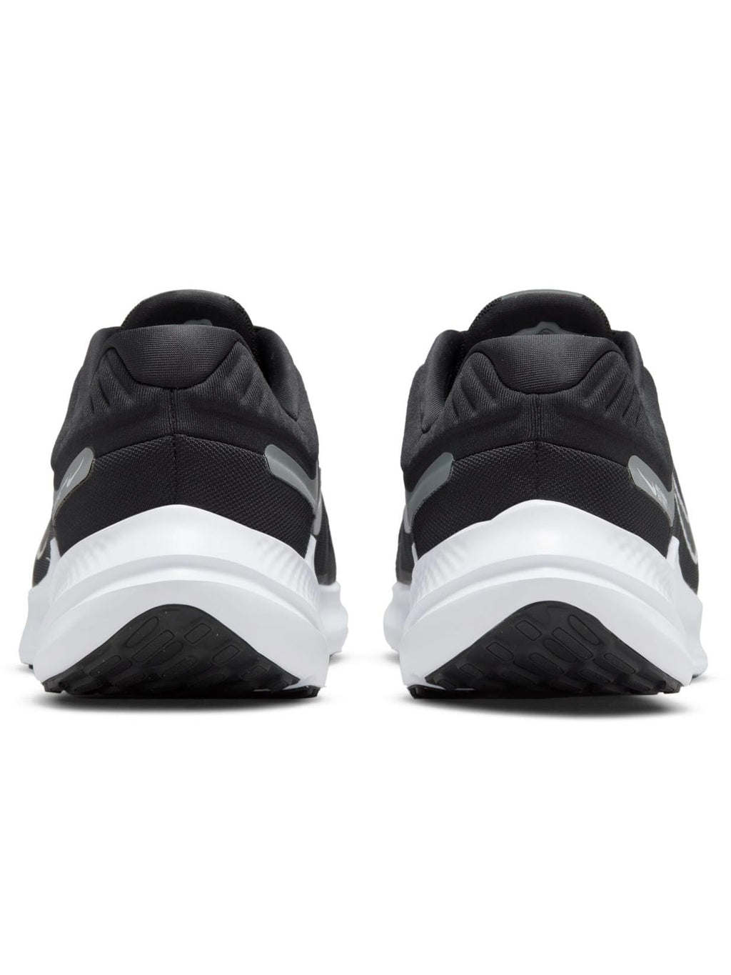 NIKE Обувки QUEST 5