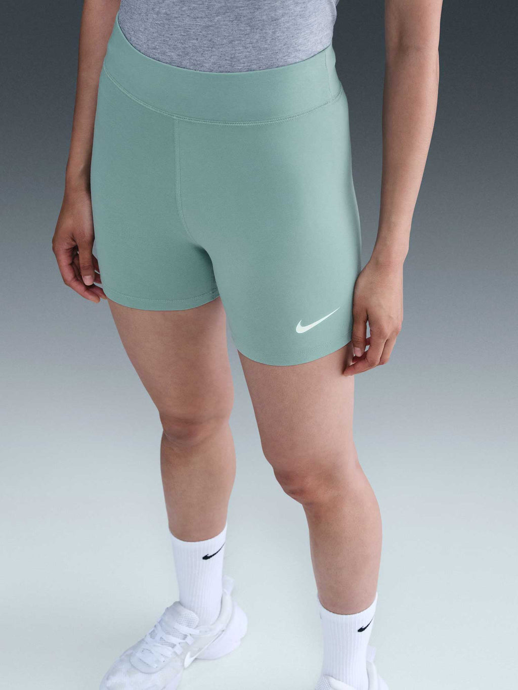 NIKE Клин W NSW NK CLSC HR 5IN SHORT LBR