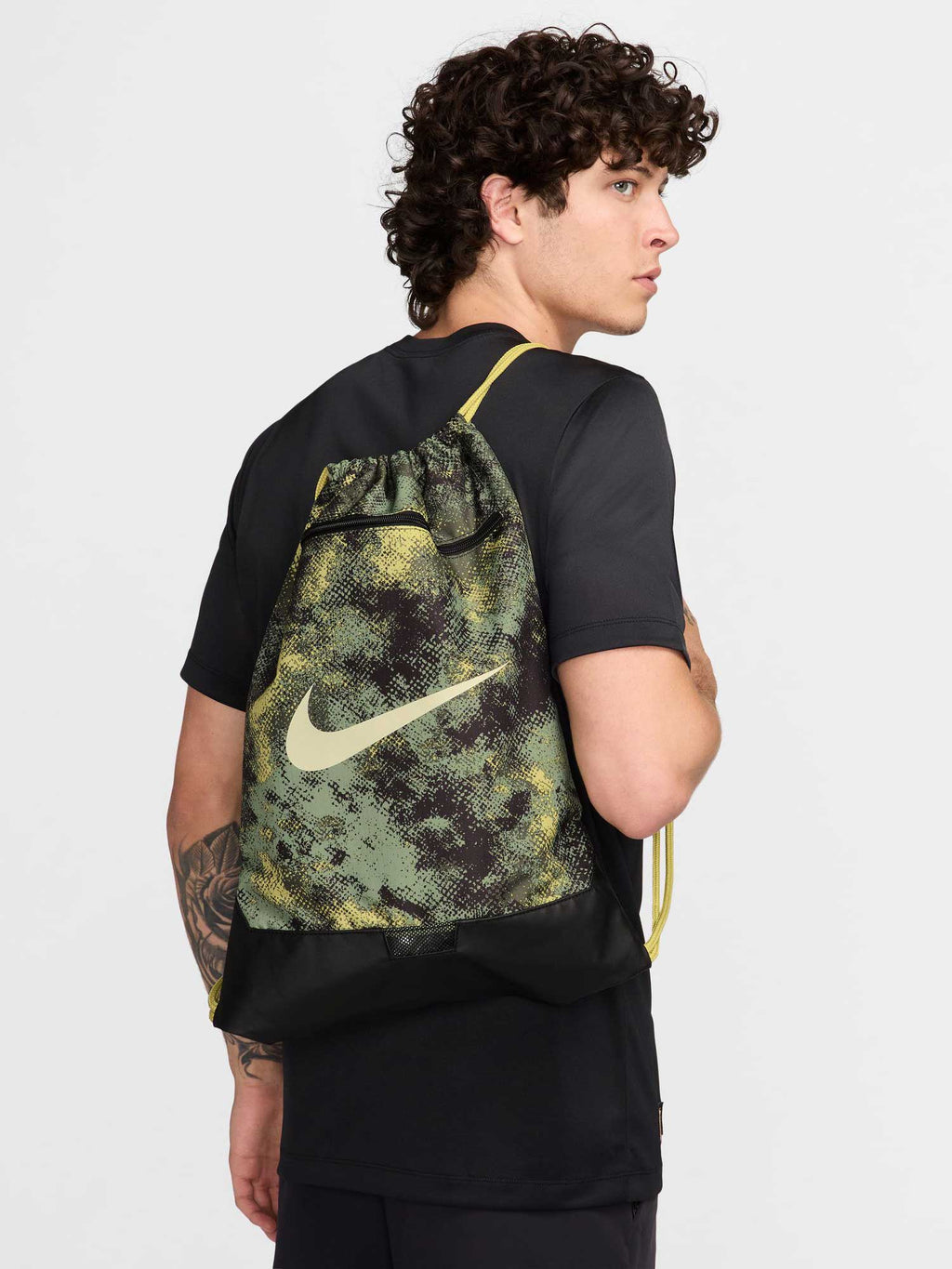 NIKE Мешка NK BRSLA DRWSTG 9.5 CAMO AOP