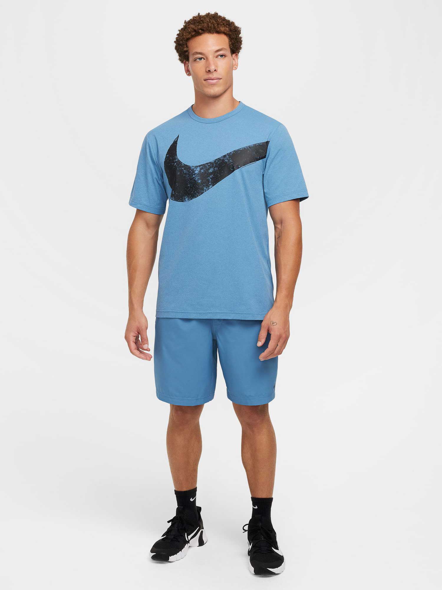 NIKE Тениска M NK DF HYVERSE SWOOSH TOP SS