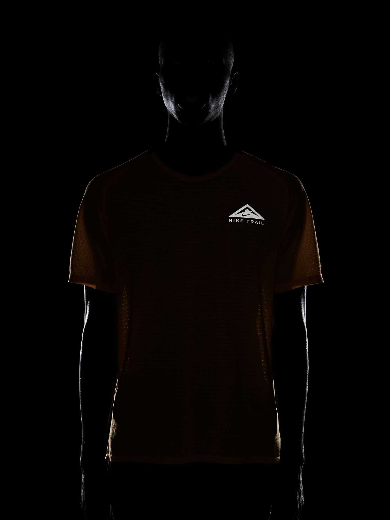 NIKE Тениска M NK DF SOLAR CHASE SS TOP
