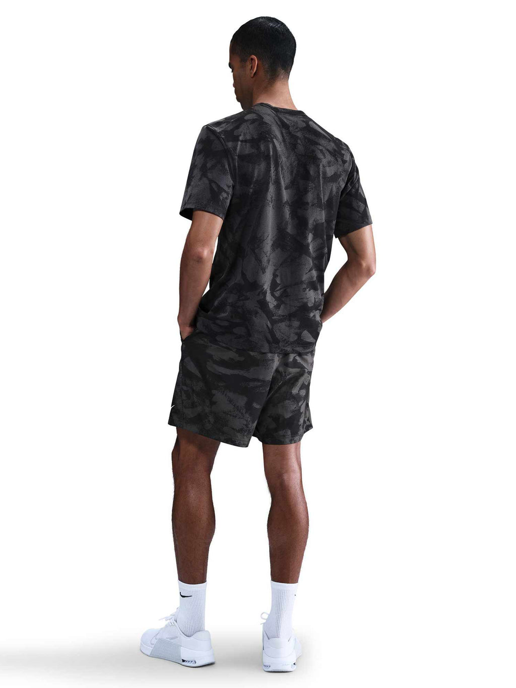 NIKE Тениска M NK DF UV HYVERSE SS TOP PRIN
