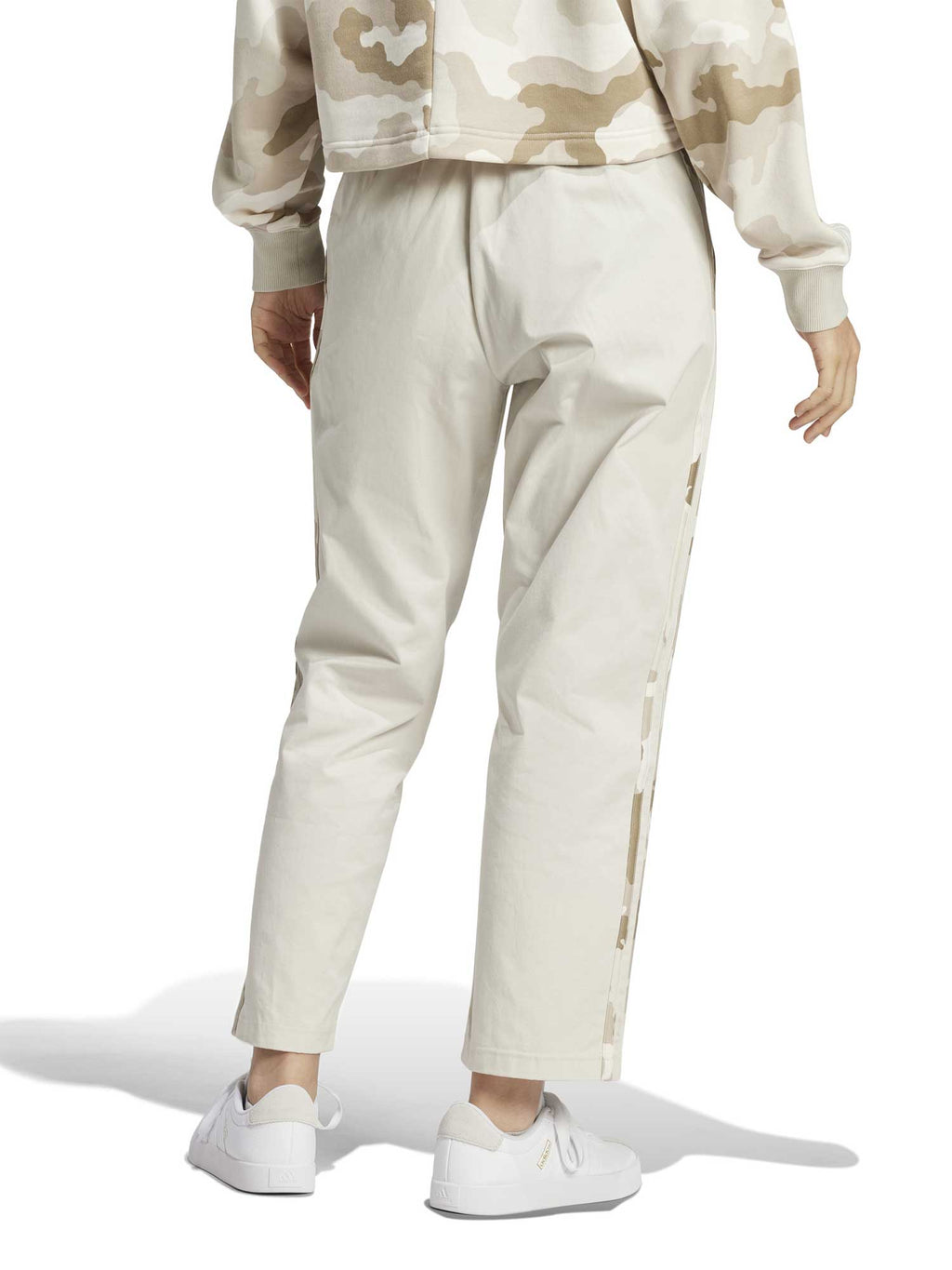 ADIDAS SPORTSWEAR Спортно долнище ESSENTIALS CAMO PRINTED 3 STRIPES