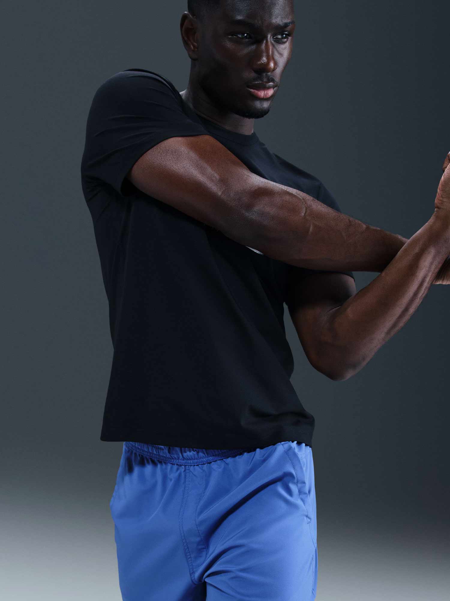 NIKE Къси панталони M NK DF FORM 9IN UL SHORT GFX