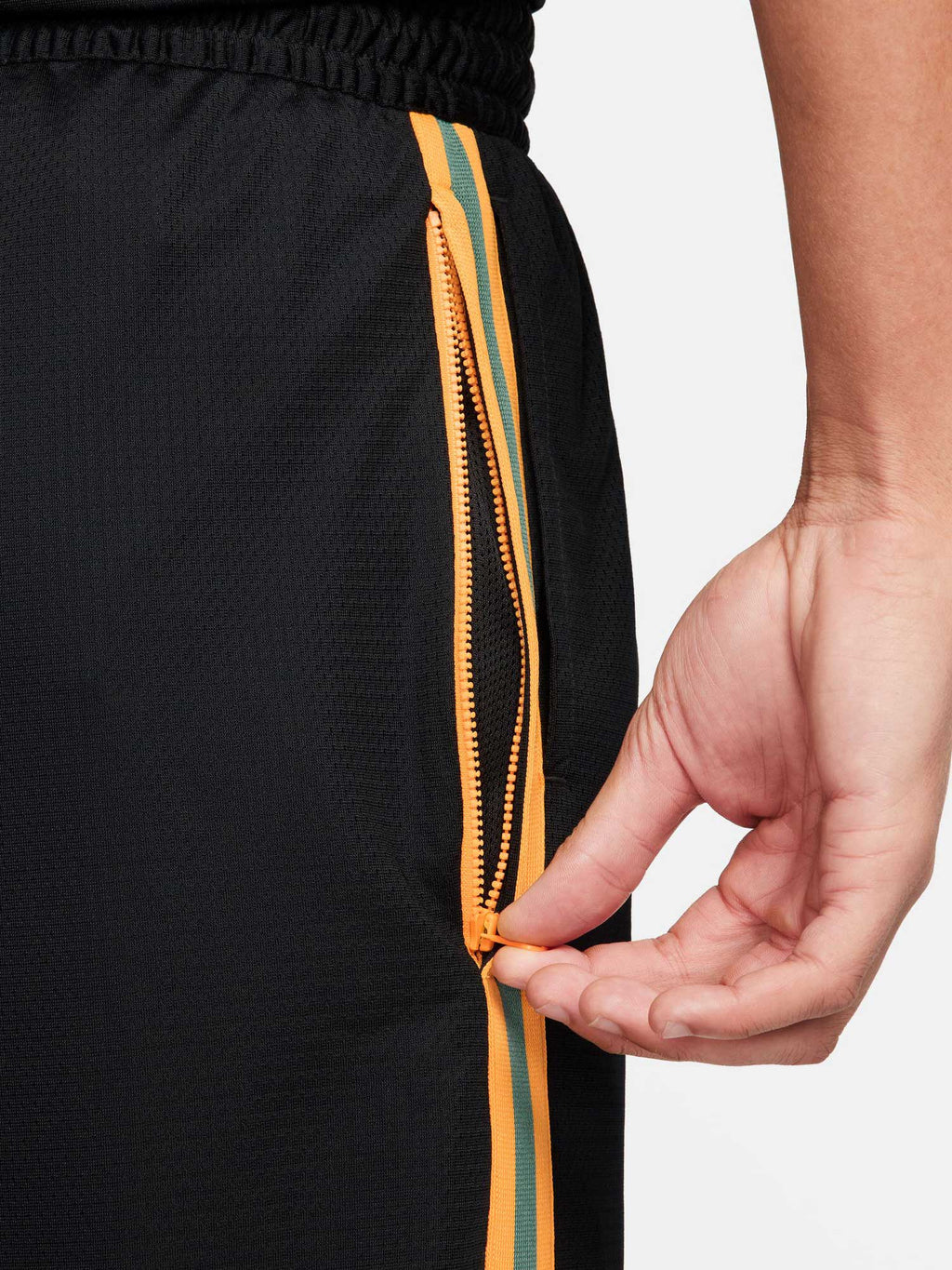 NIKE Къси панталони M NK DF DNA 8IN SHORT