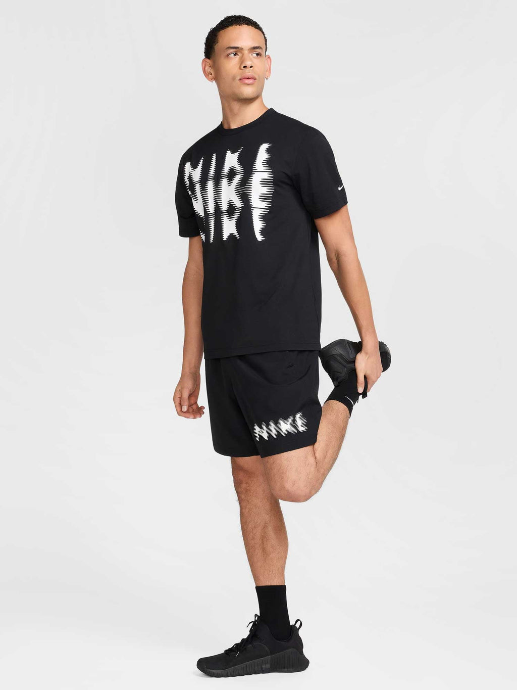 NIKE Къси панталони M NK DF FORM 7IN UL SHORT SWOO