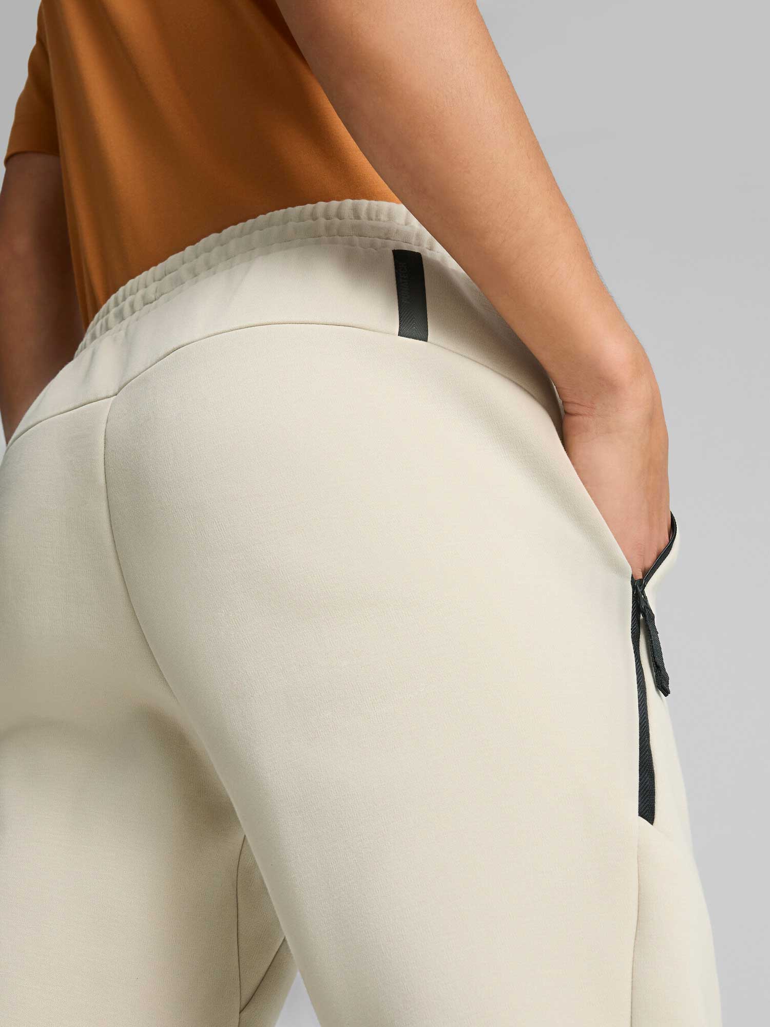 PUMA Спортно долнище PUMATECH Track Pant DK