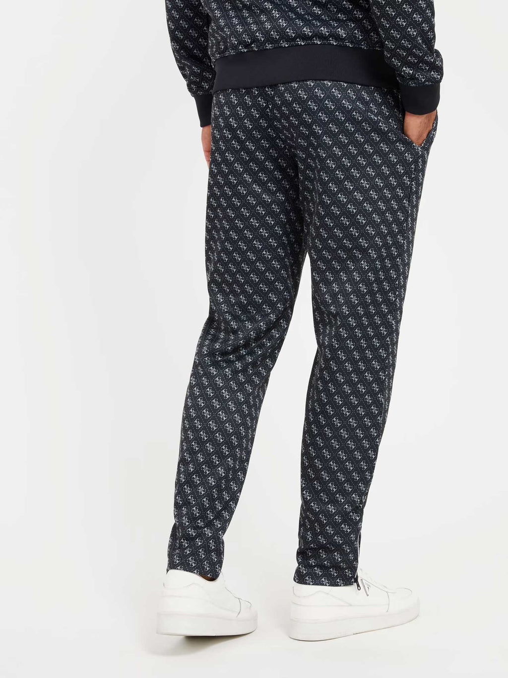 GUESS Спортно долнище KORBIN