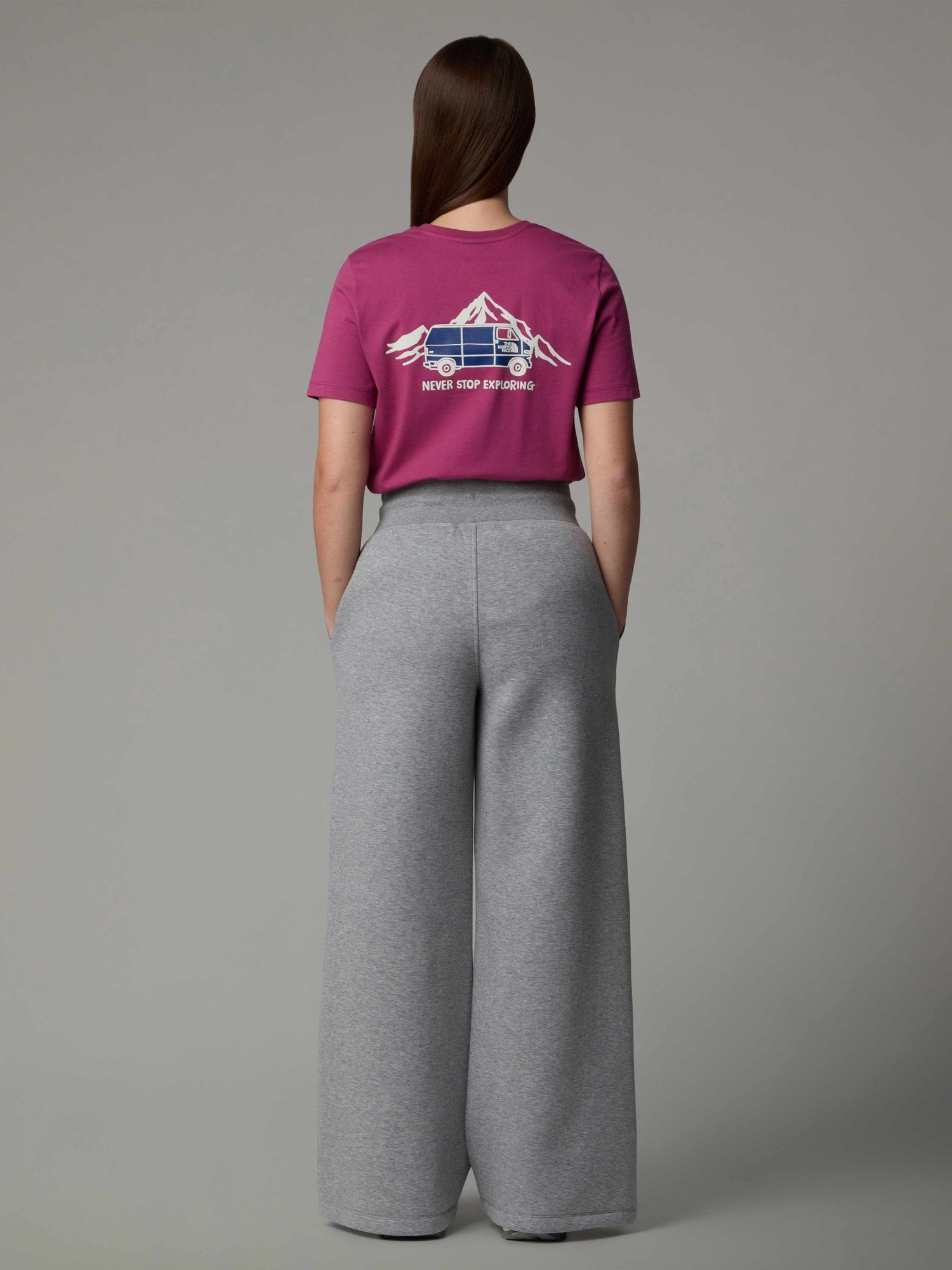 THE NORTH FACE Тениска W SS OUTDOOR TEE