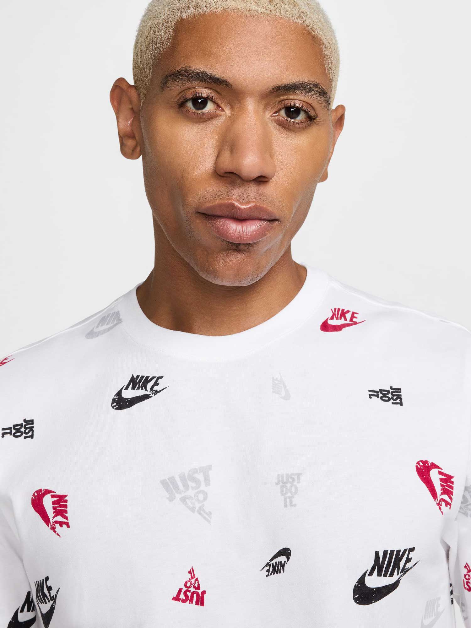 NIKE Тениска M NSW TEE 12MO AOP SP25