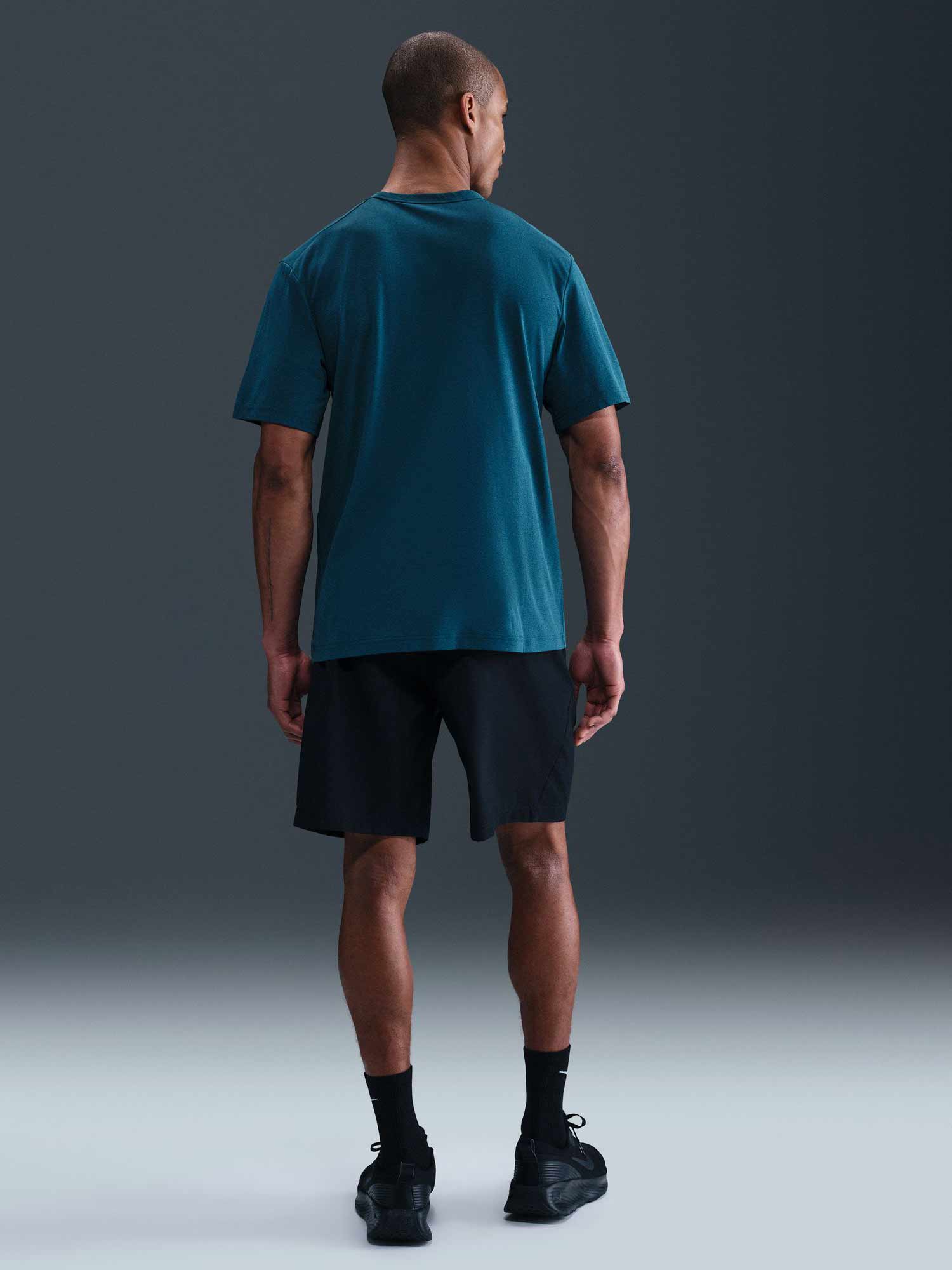 NIKE Тениска M NK DF UV HYVERSE SS GFX