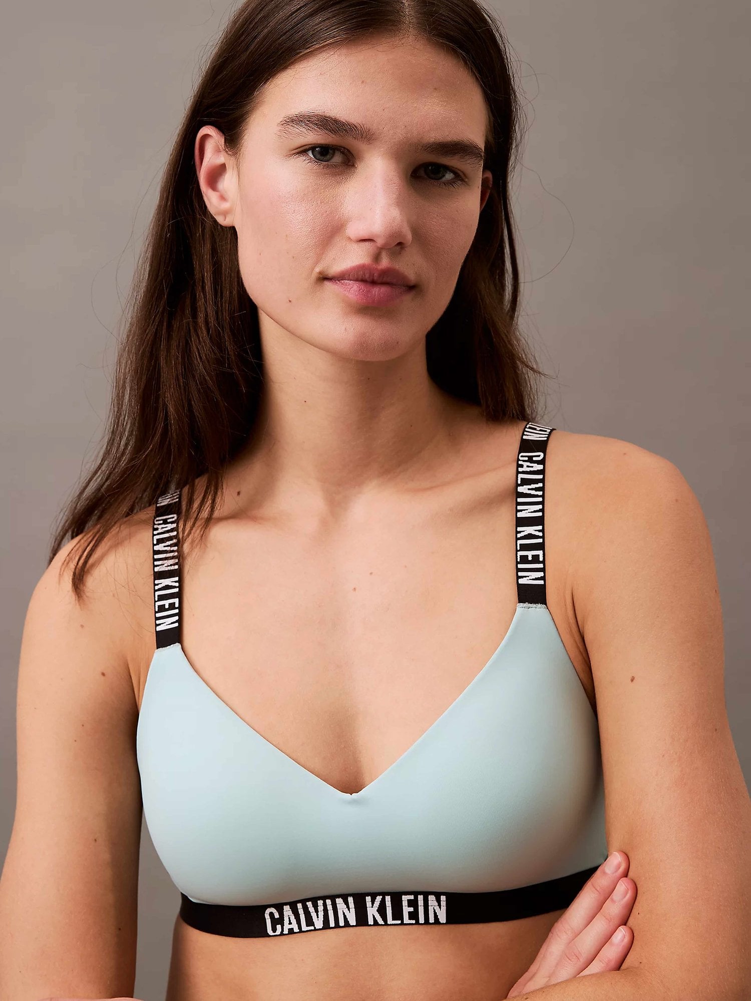 Calvin Klein Underwear Спортен сутиен LGHTLY LINED BRALETTE