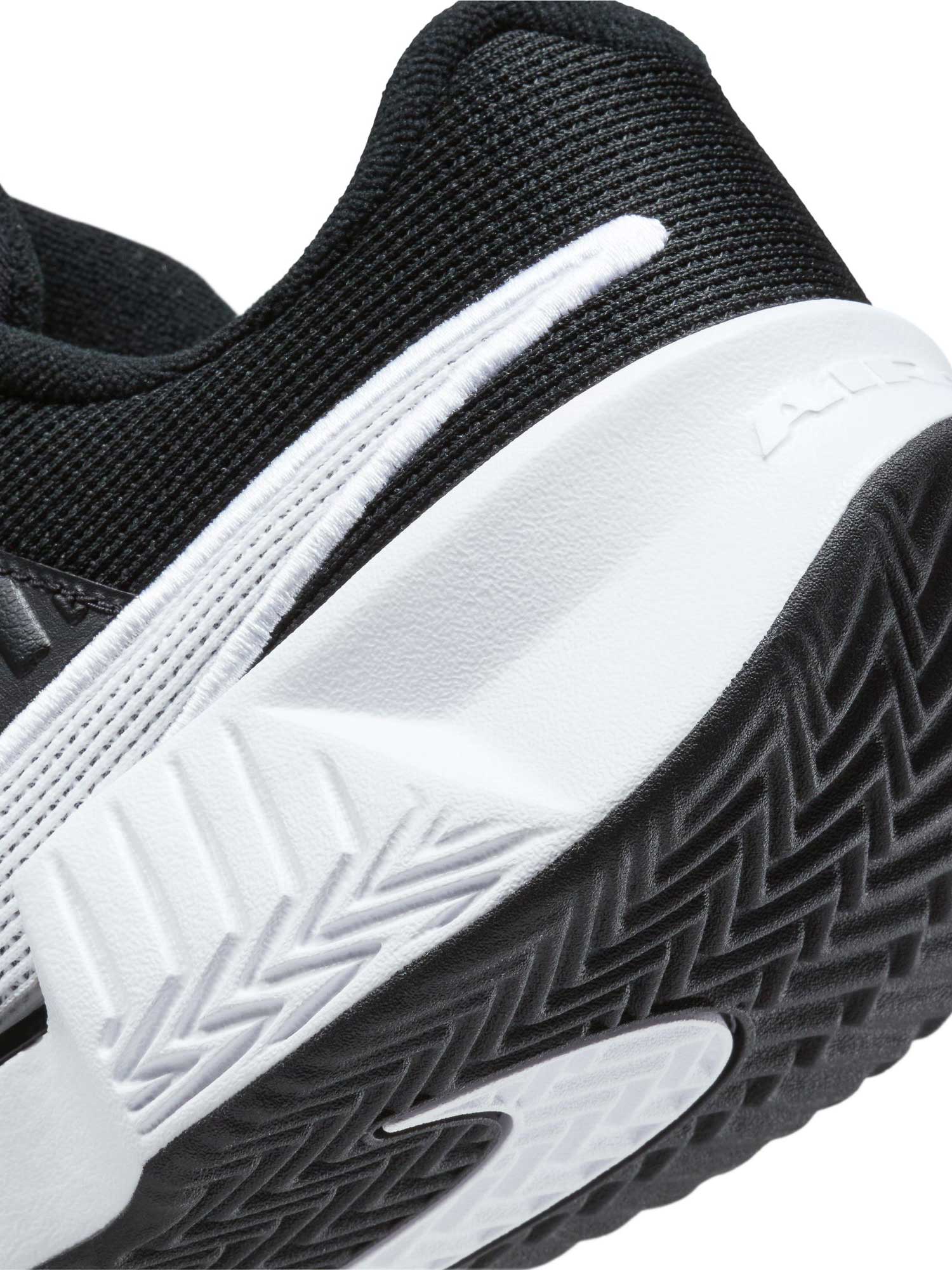 NIKE Обувки W ZOOM GP CHALLENGE PRO CLY