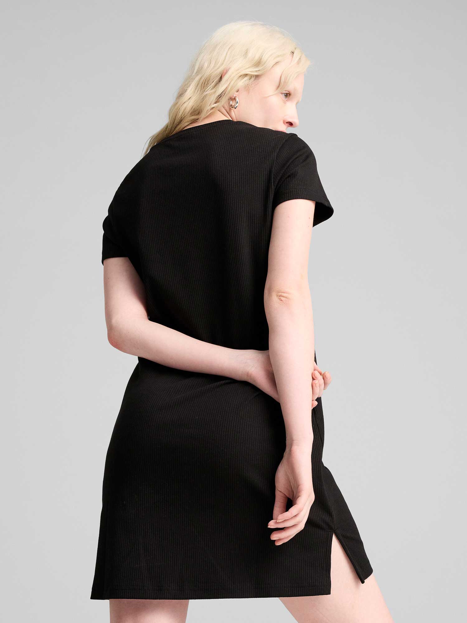 PUMA Рокля ESS ELEVATED Bodycon Rib Dress