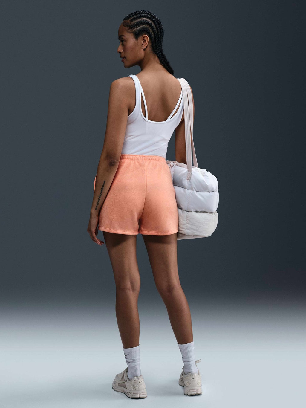 NIKE Къси панталони W NSW NK CHLL FT MR 4IN SHORT