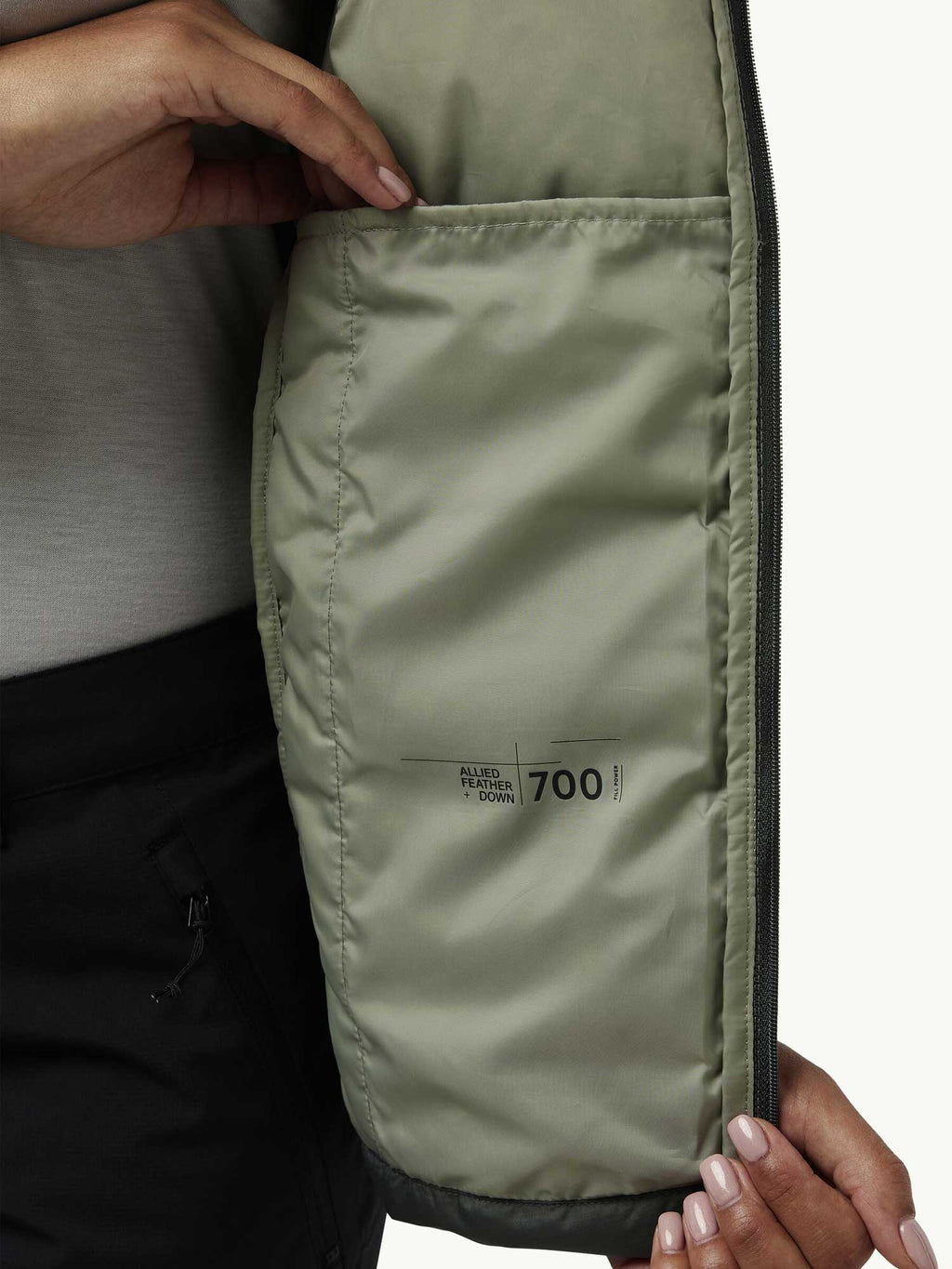 JACK WOLFSKIN Яке ATHER DOWN HOODY W RDS