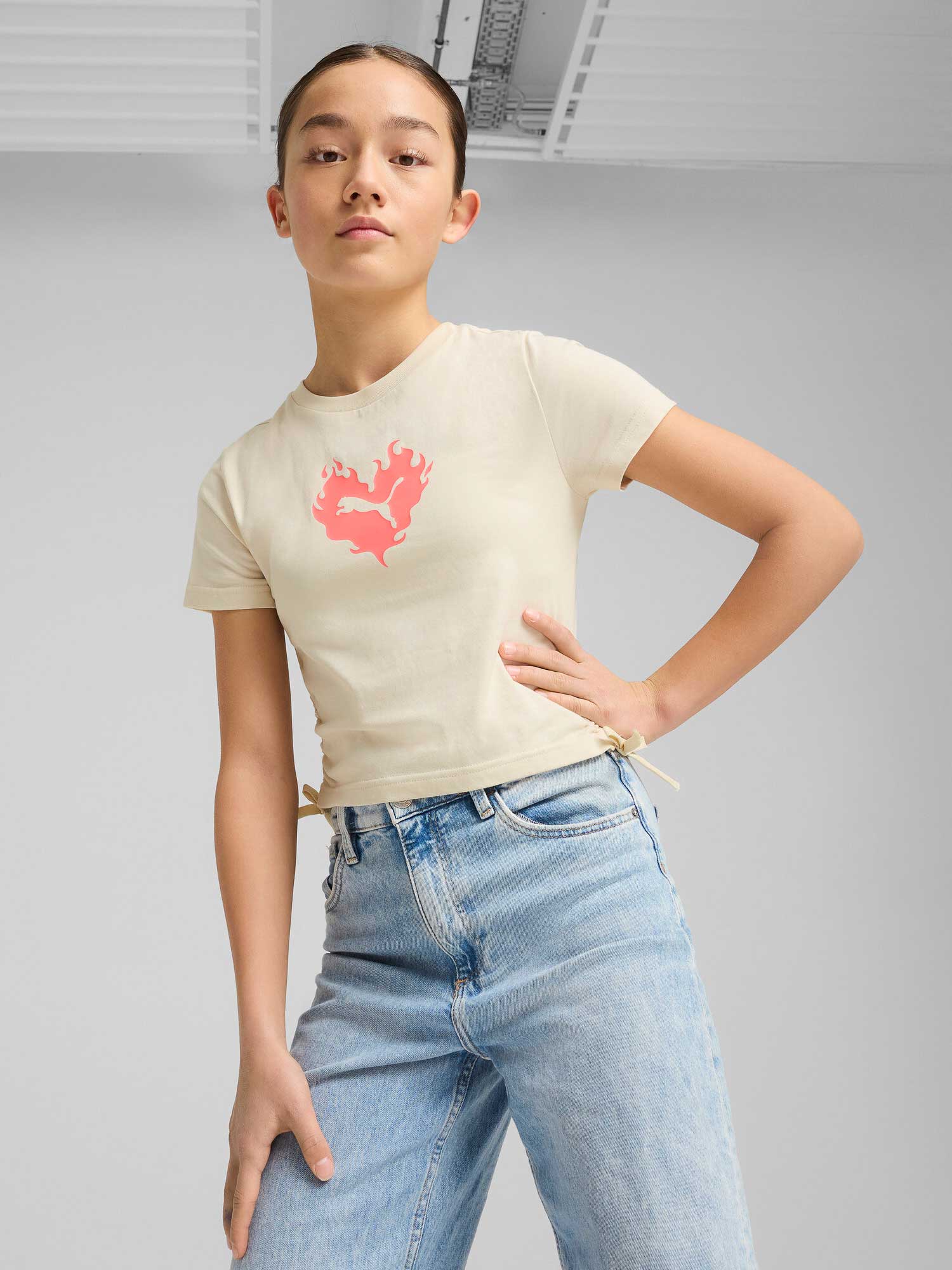 PUMA Тениска ESS FLAMING LOVE Knotted Tee G