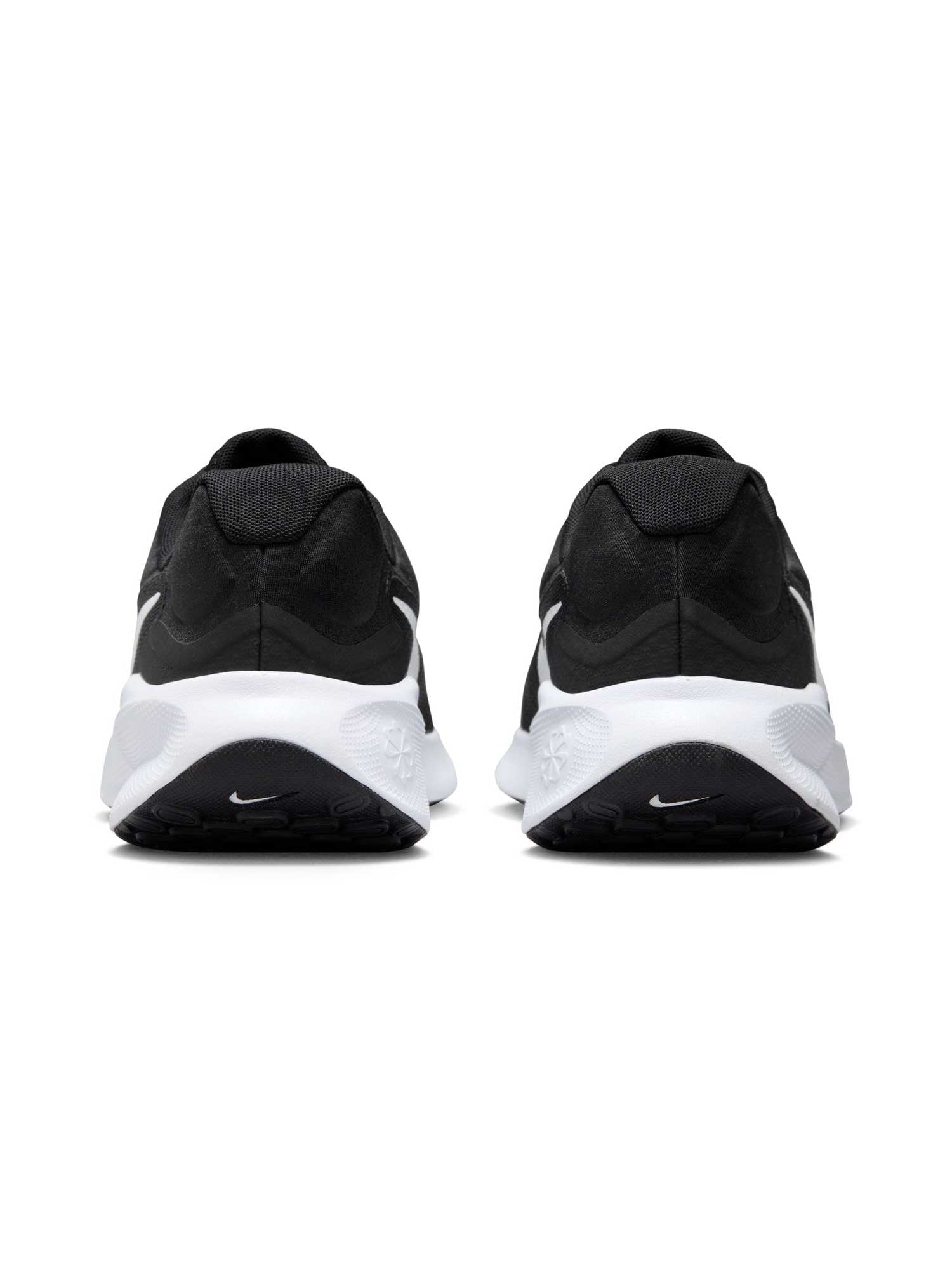 NIKE Обувки REVOLUTION 7