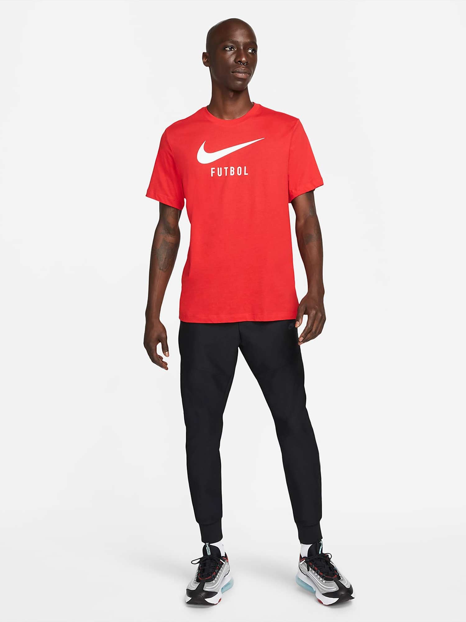 NIKE Тениска M SWSH FTBL SCCR