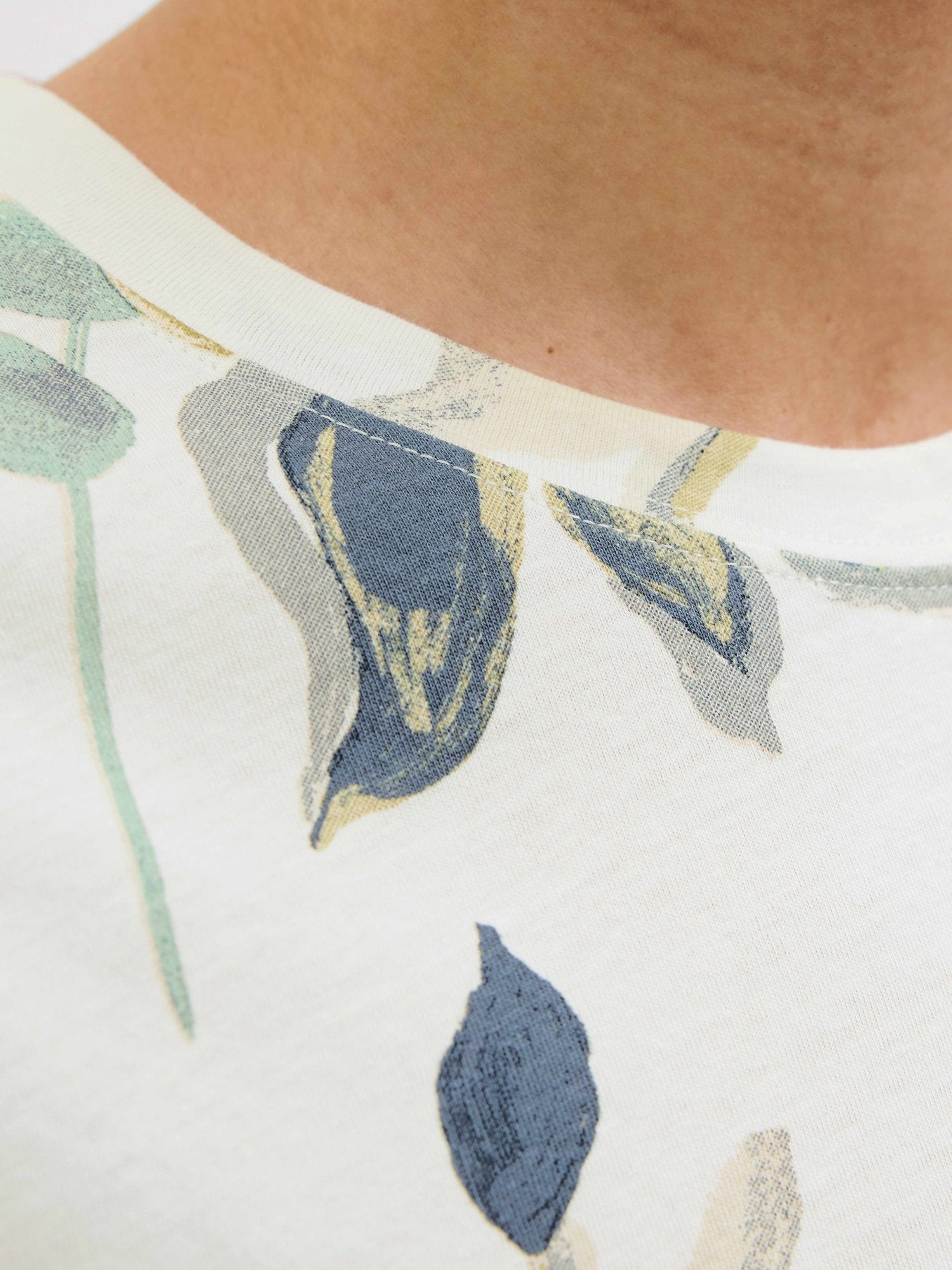 JACK & JONES Тениска JORVARENNA AOP TEE SS CREW NECK