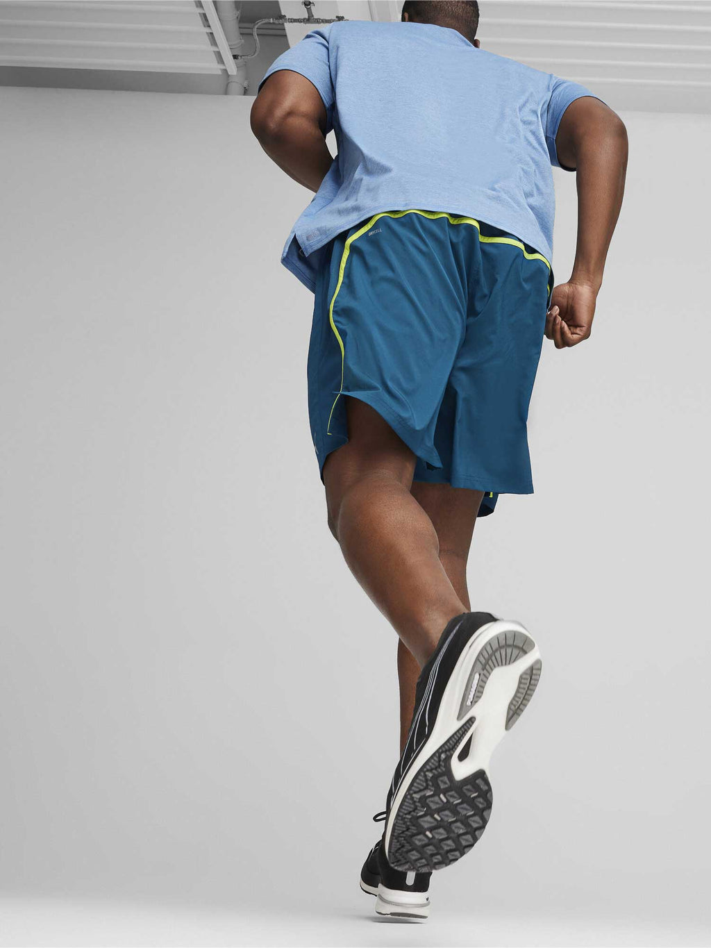 PUMA Къси панталони RUN FAVORITE VELOCITY 7 M