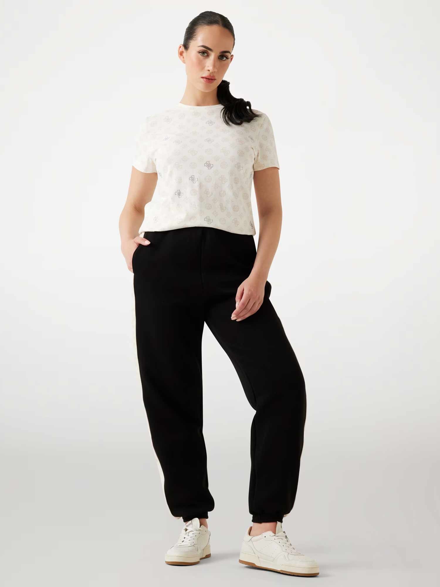 GUESS Тениска GLORIA PEONY SS T-SH