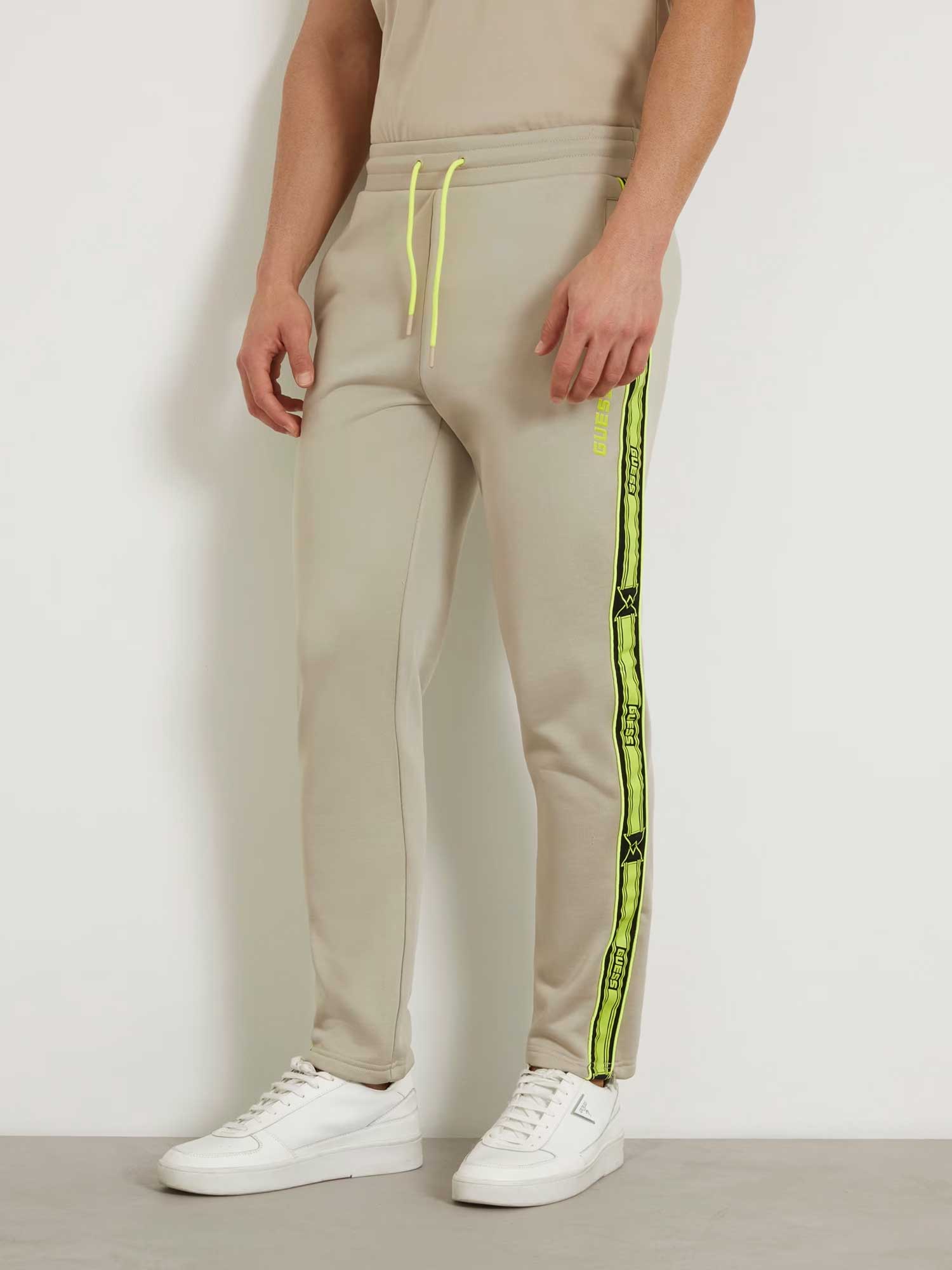 GUESS Спортно долнище KRISTOF PANT