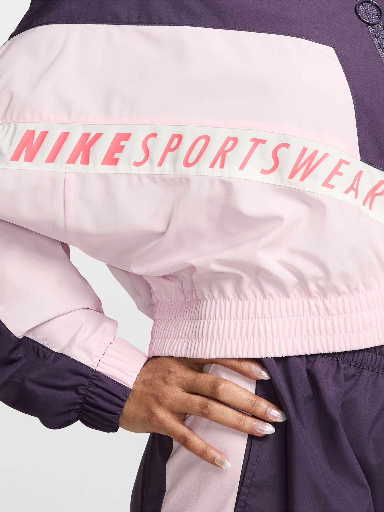NIKE Спортно горнище W NSW JKT WVN STREET SW