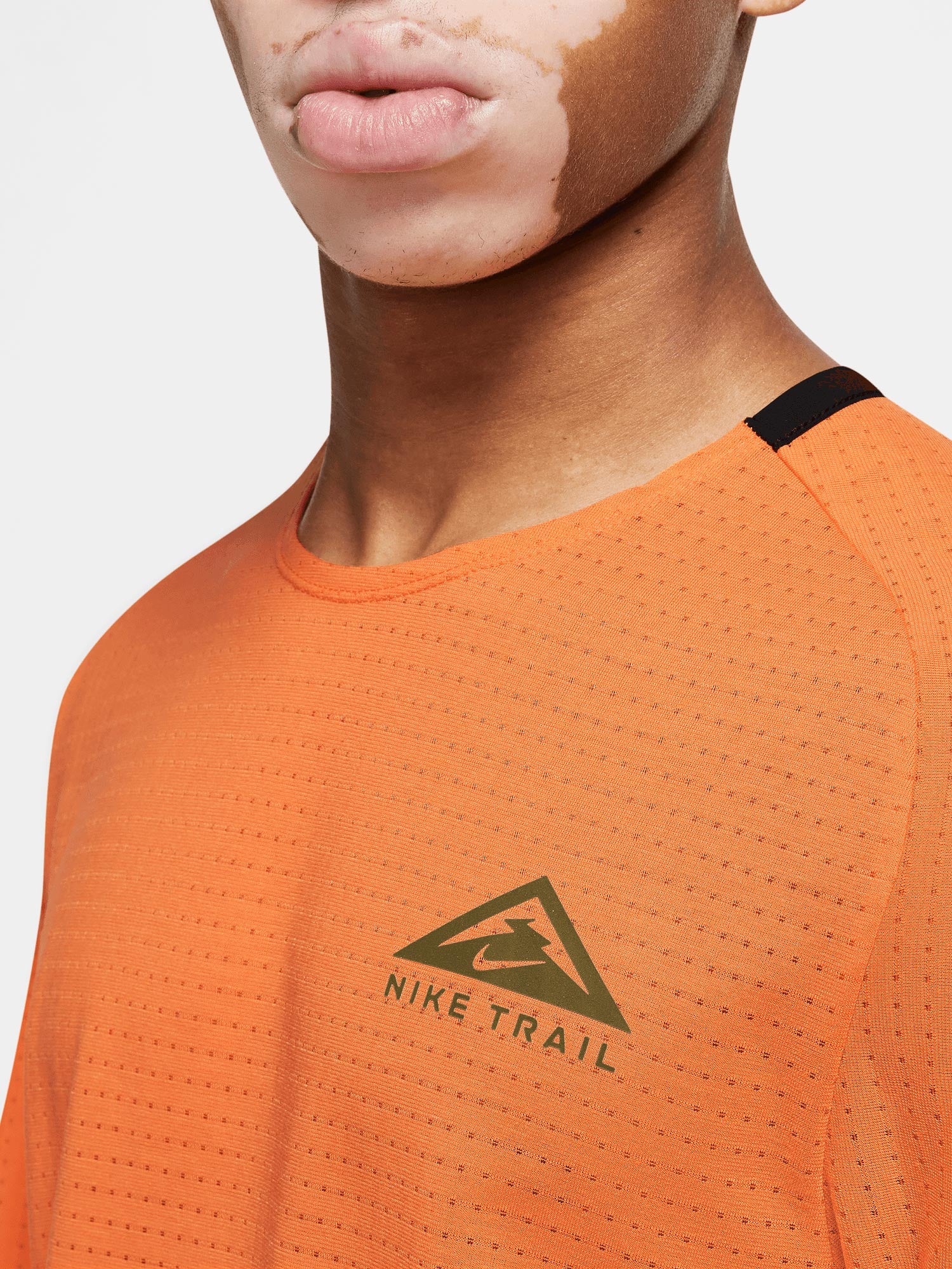 NIKE Тениска M NK DF SOLAR CHASE SS TOP