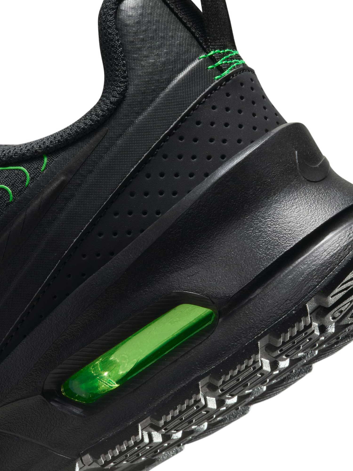 NIKE Обувки AIR MAX NUAXIS