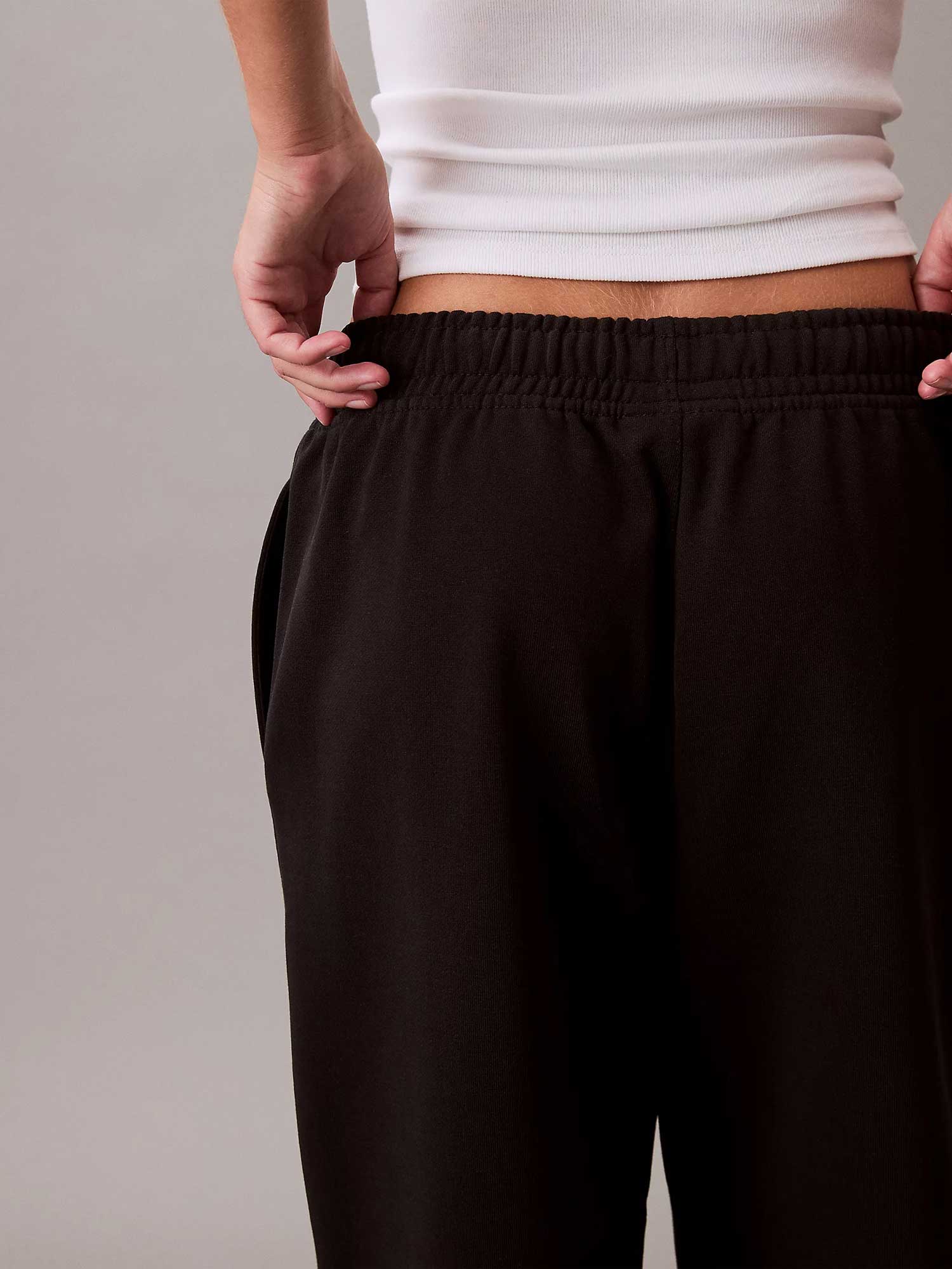 Calvin Klein Jeans Спортно долнище MONOLOGO FRENCH TERRY JOGGER